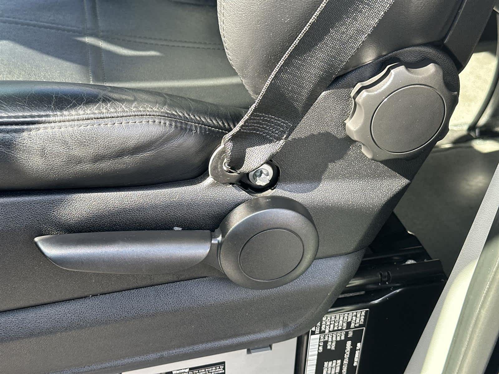 Thumbnail: 2016 Mercedes-Benz Sprinter - 19