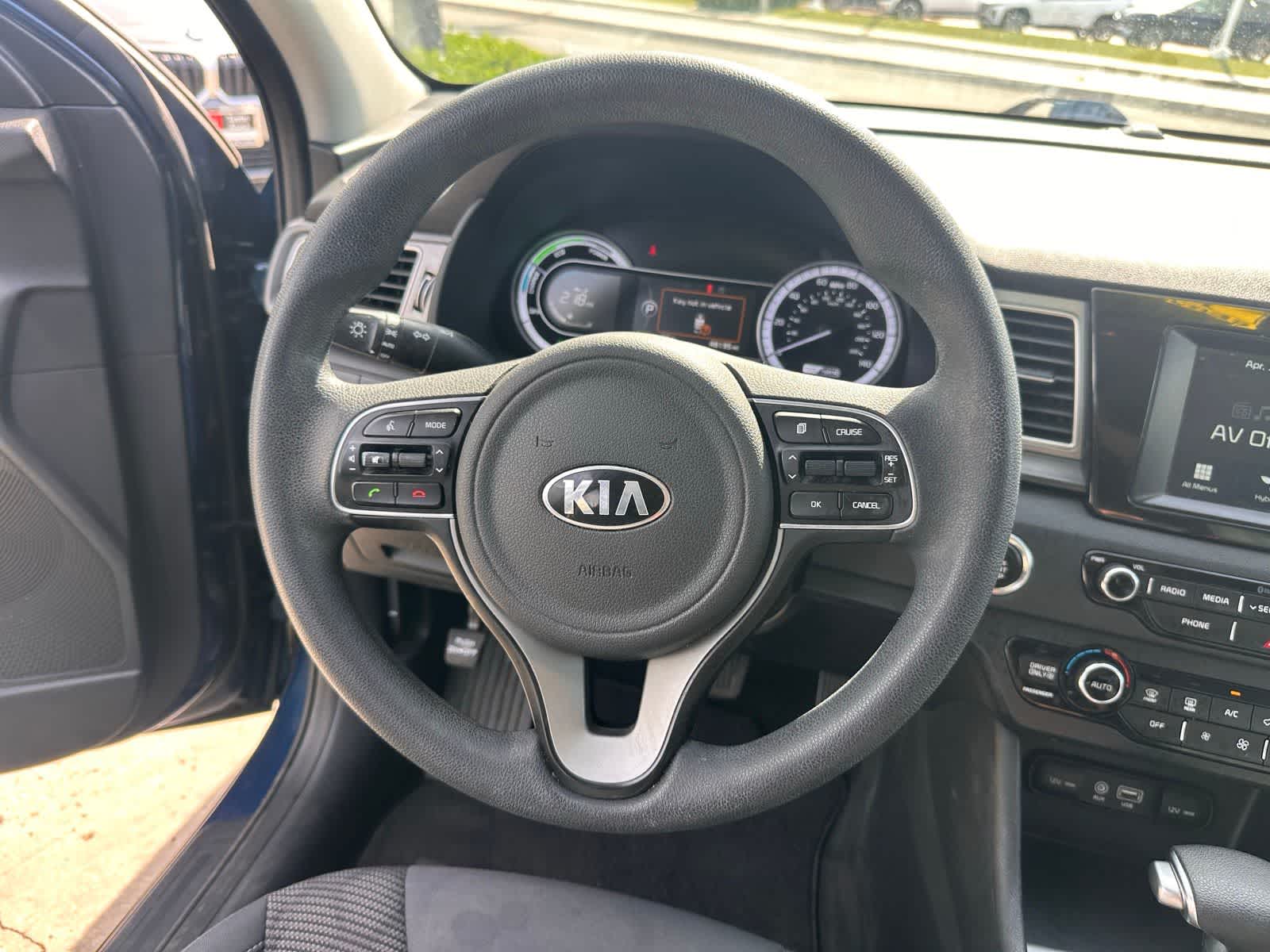 Thumbnail: 2019 Kia Niro - 19