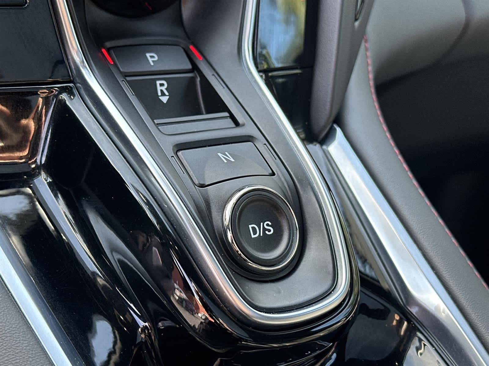 Thumbnail: 2023 Acura RDX - 18