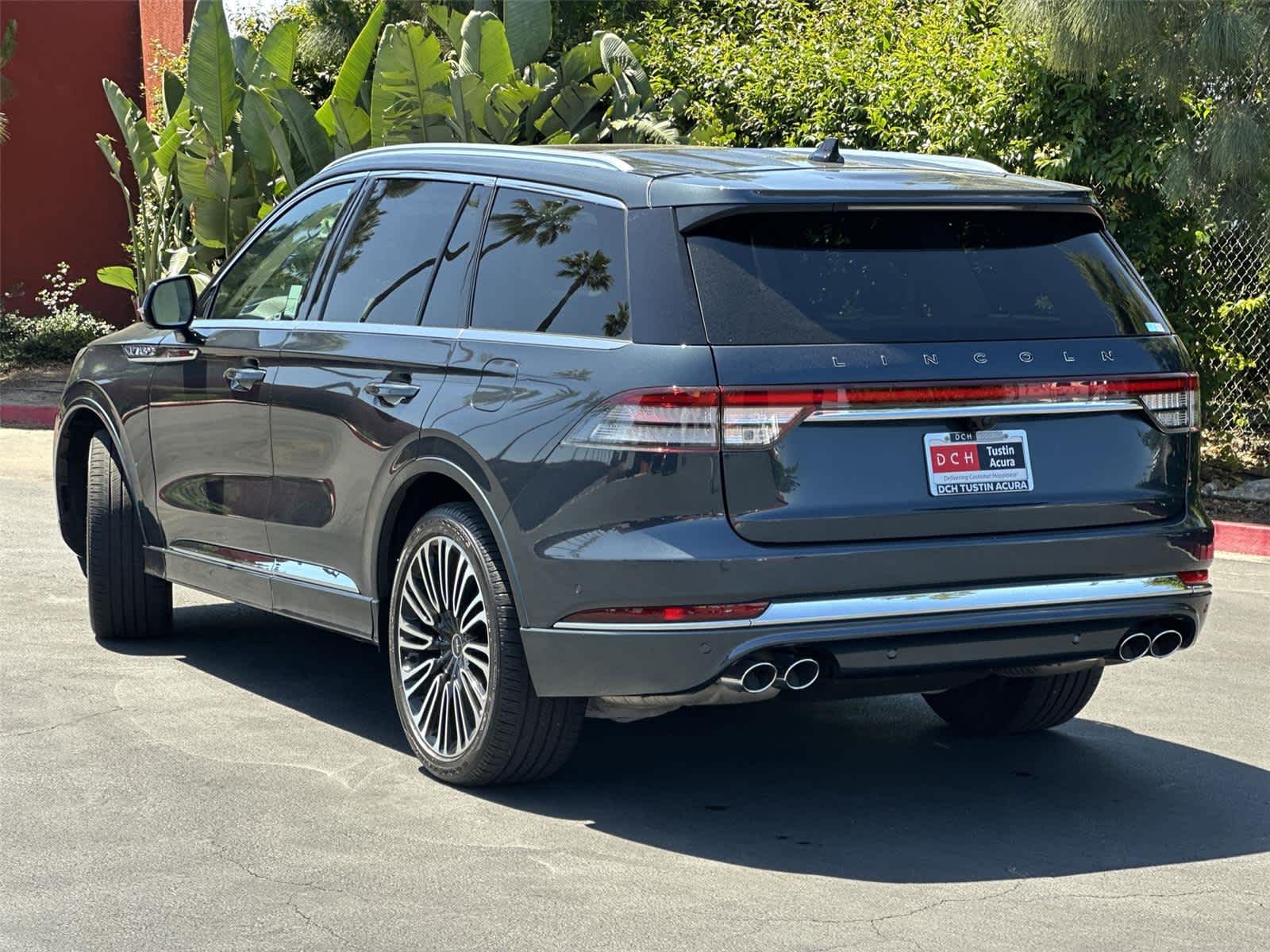 Thumbnail: 2023 Lincoln Aviator - 5