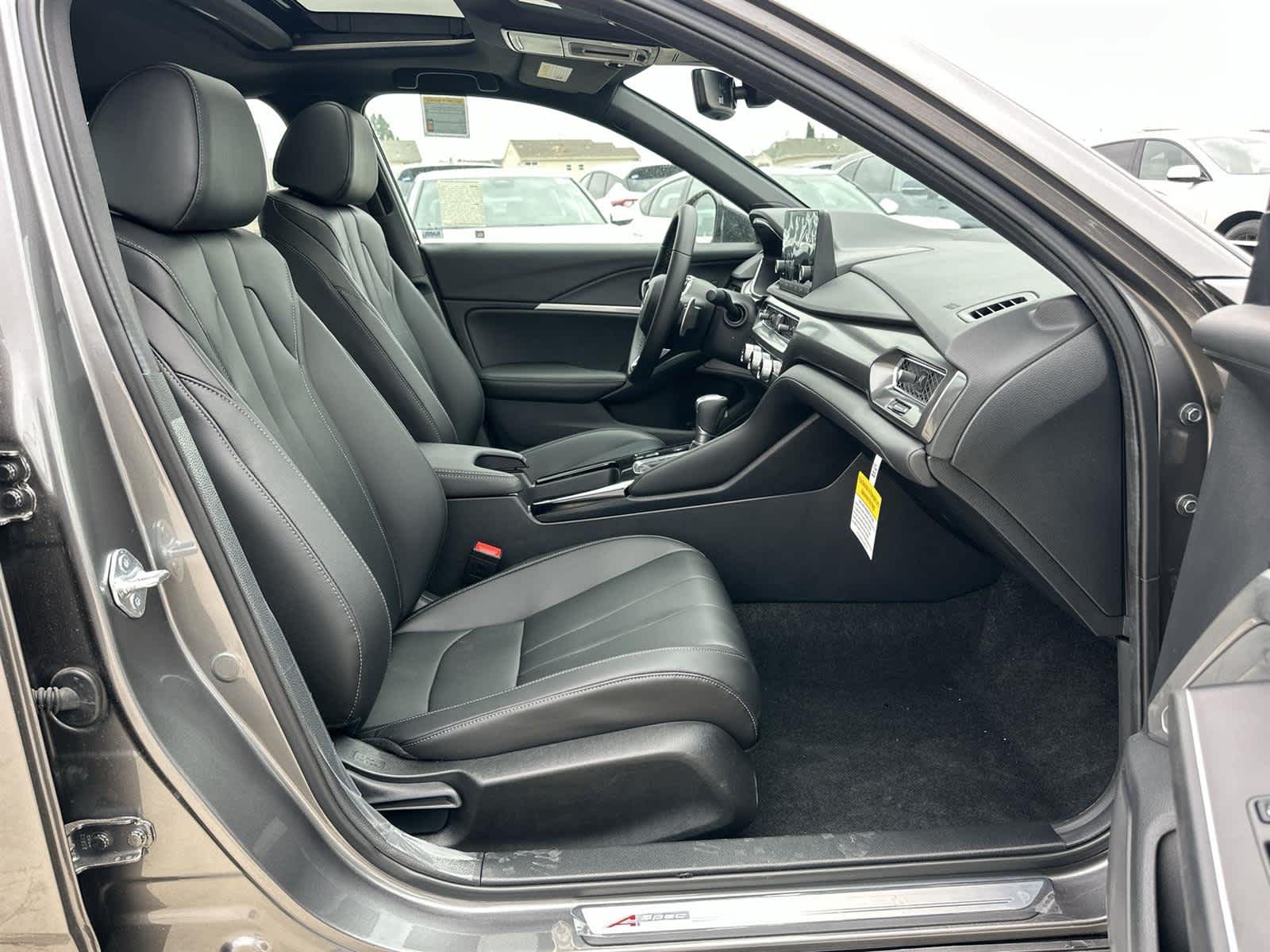 Thumbnail: 2025 Acura Integra - 14