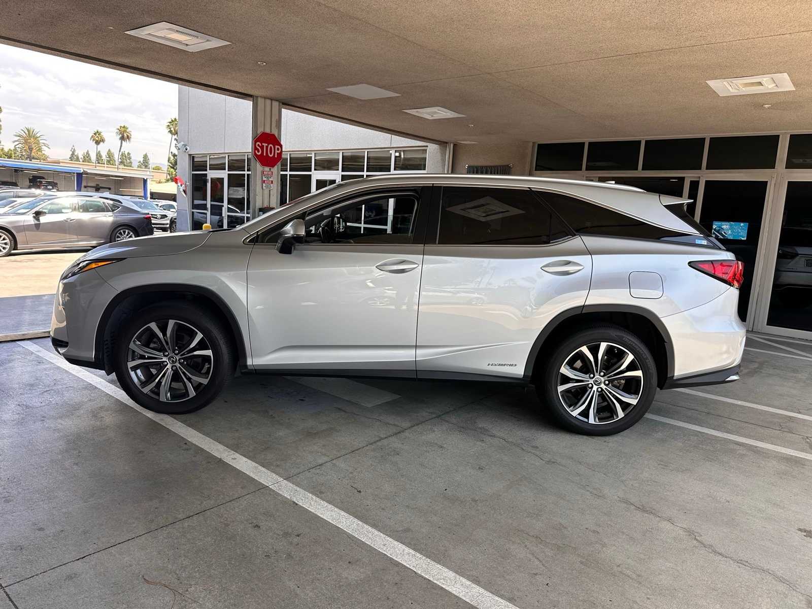 Thumbnail: 2018 Lexus RX - 2