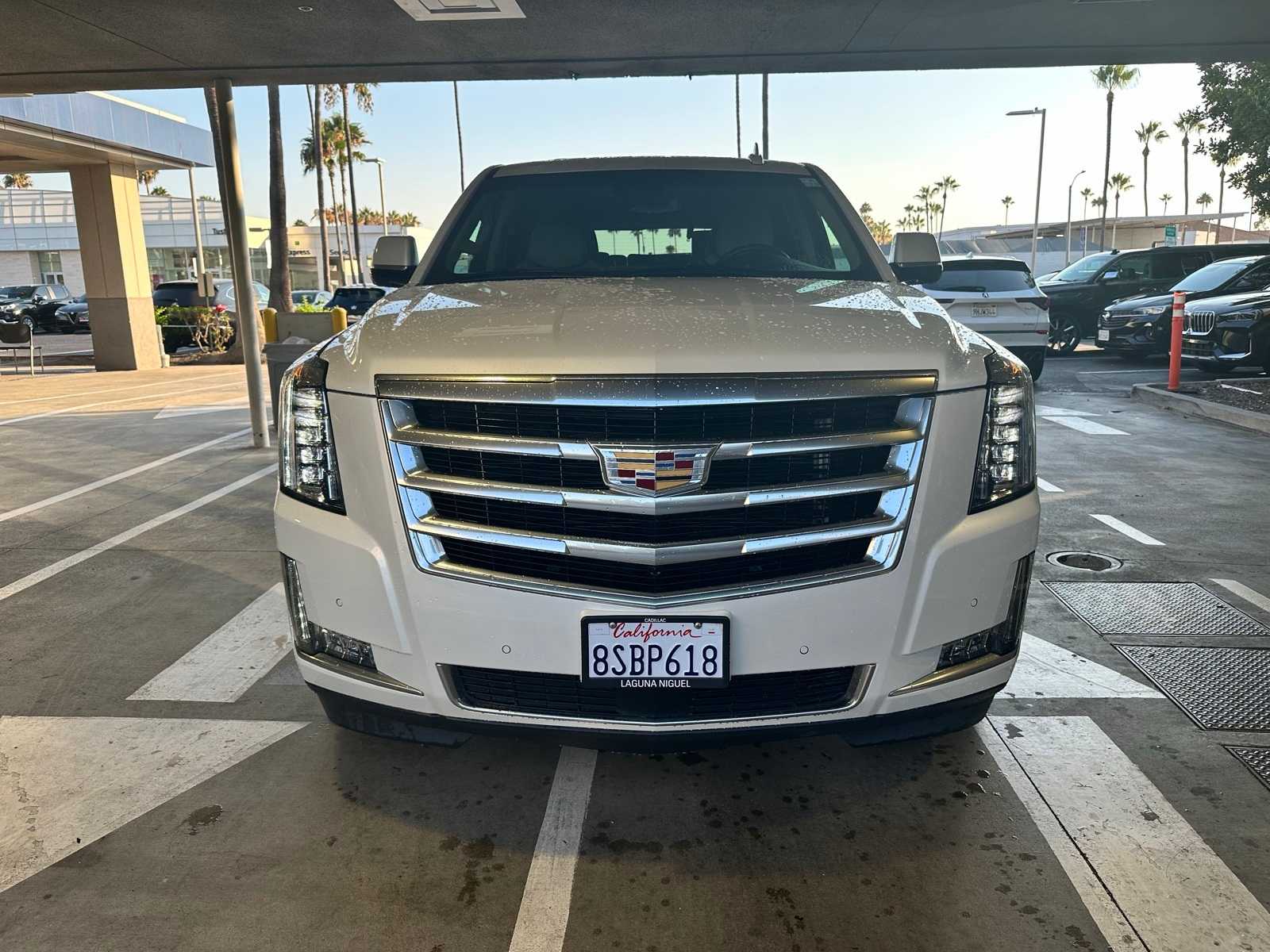 Thumbnail: 2017 Cadillac Escalade - 8