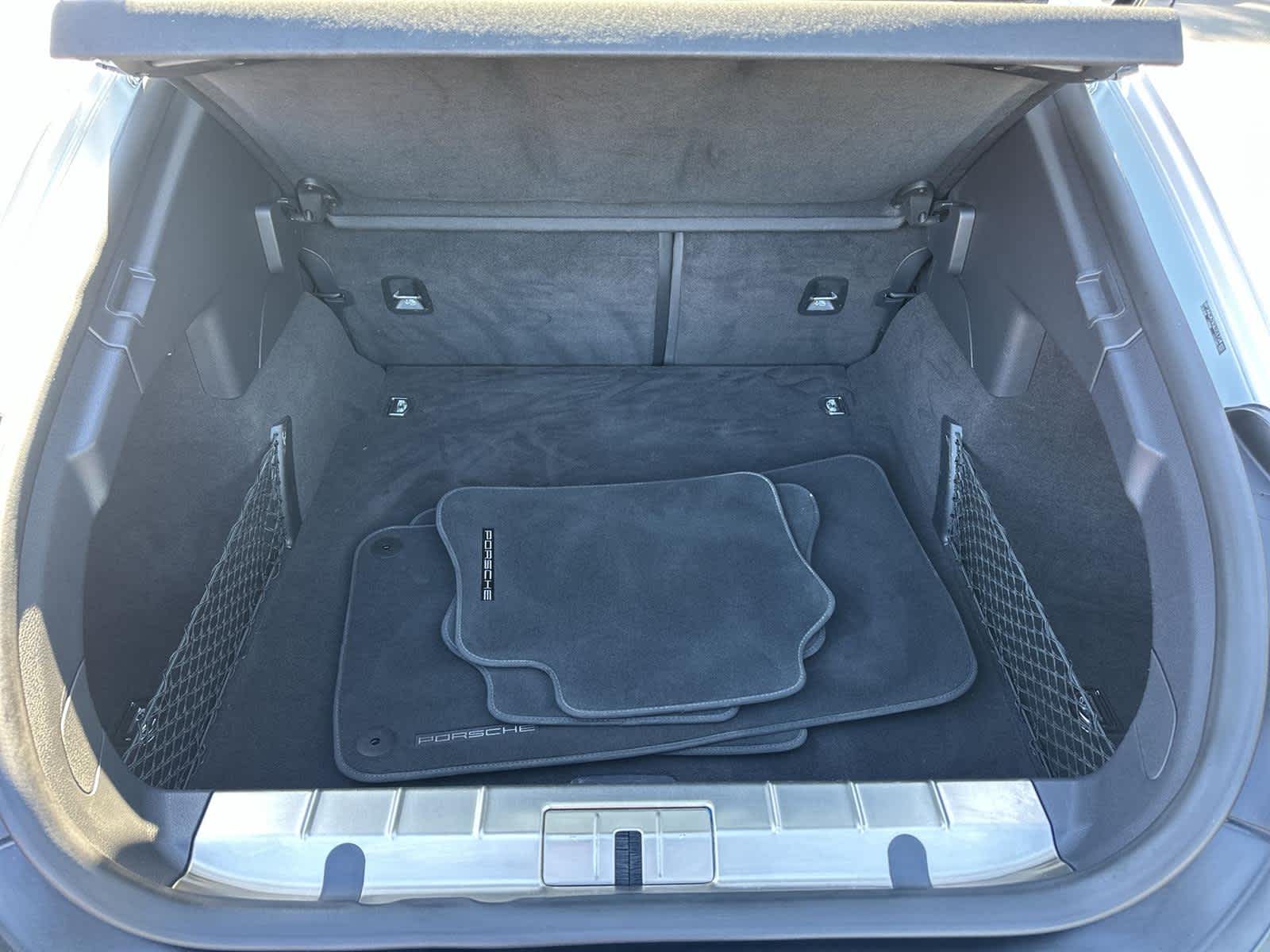 Thumbnail: 2016 Porsche Panamera - 20