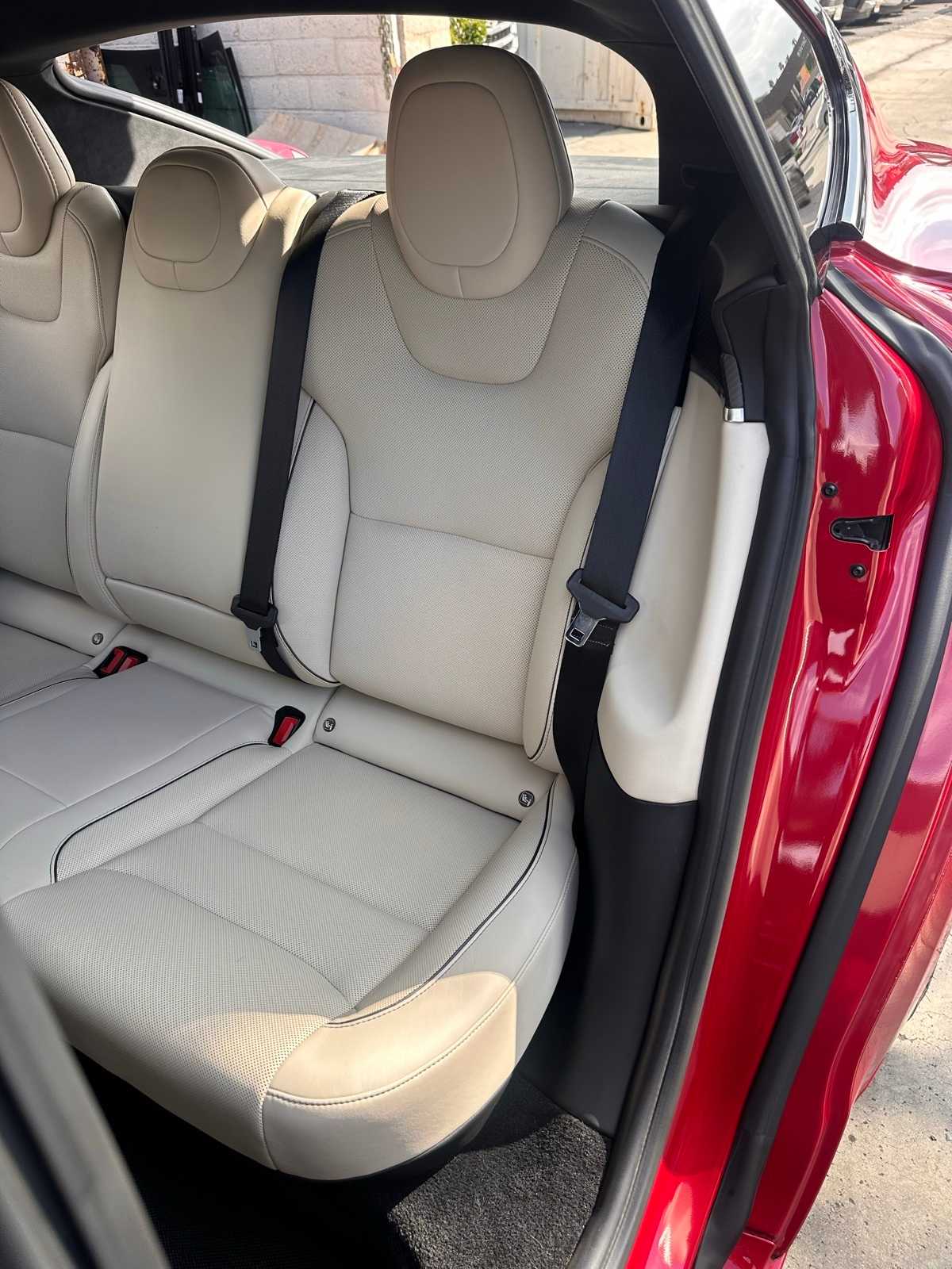 Thumbnail: 2022 Tesla Model S - 12