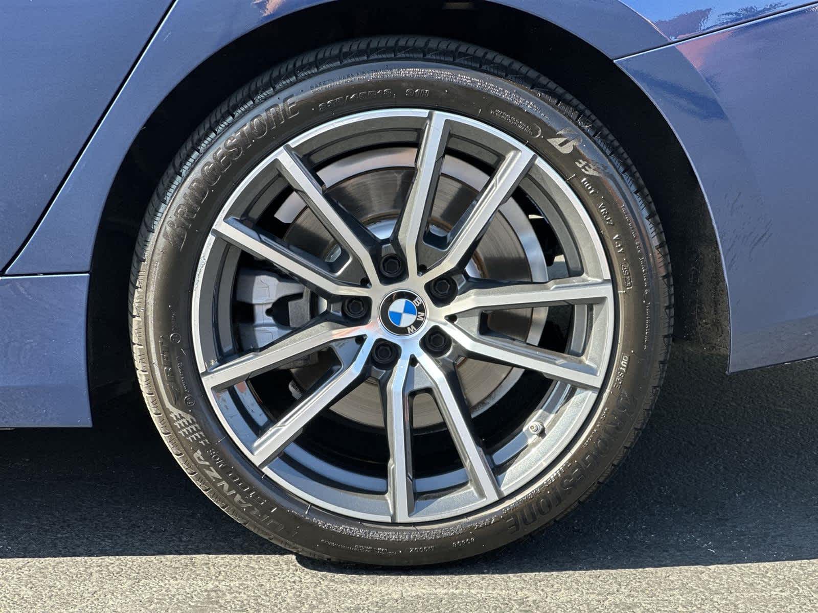 Thumbnail: 2022 BMW 3 Series - 8