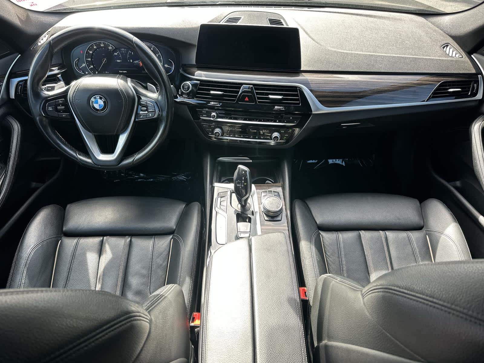 Thumbnail: 2017 BMW 5 Series - 10