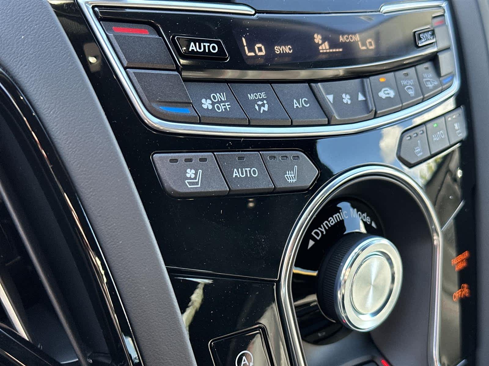 Thumbnail: 2026 Acura RDX - 26