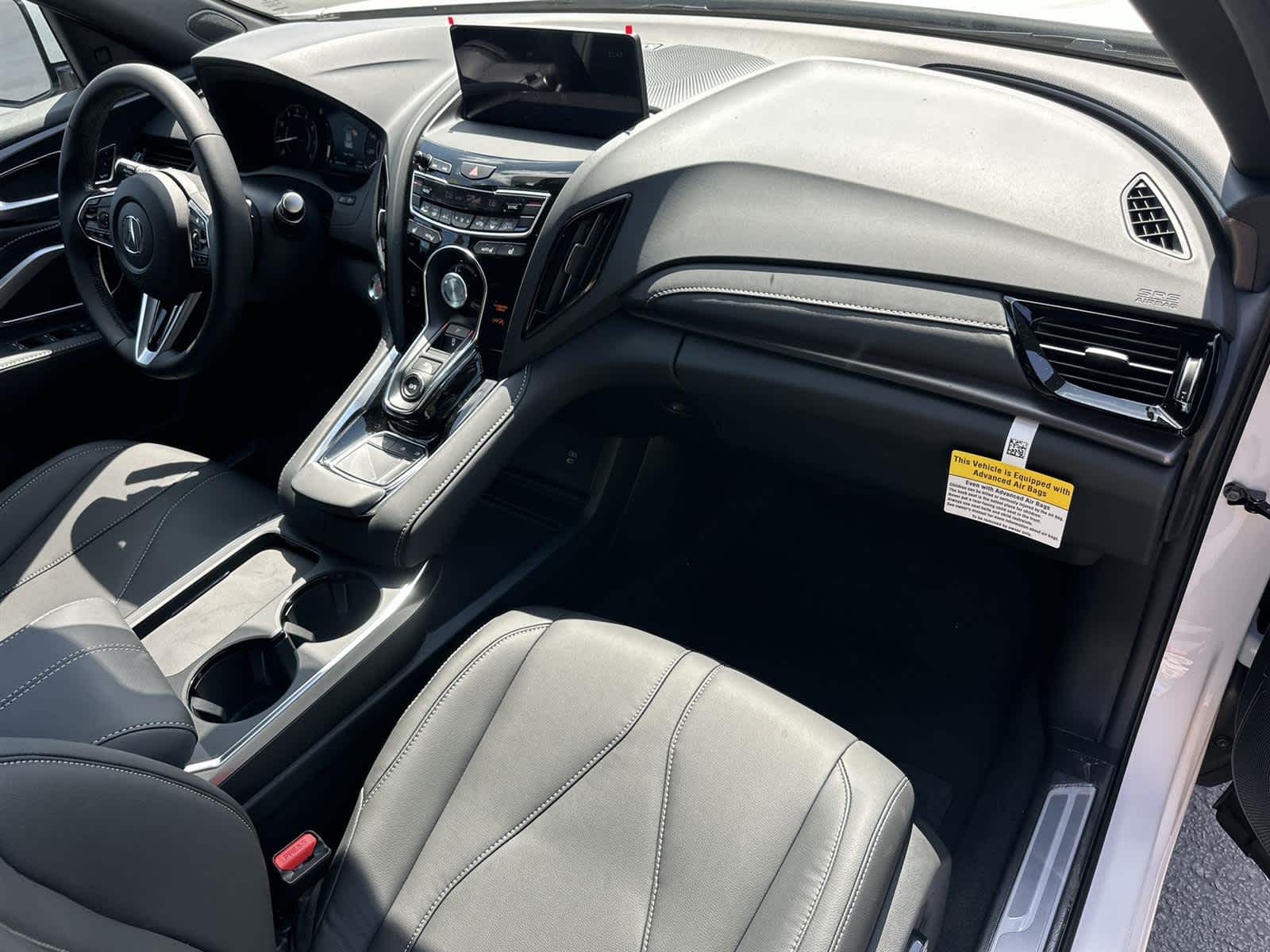 Thumbnail: 2025 Acura RDX - 12