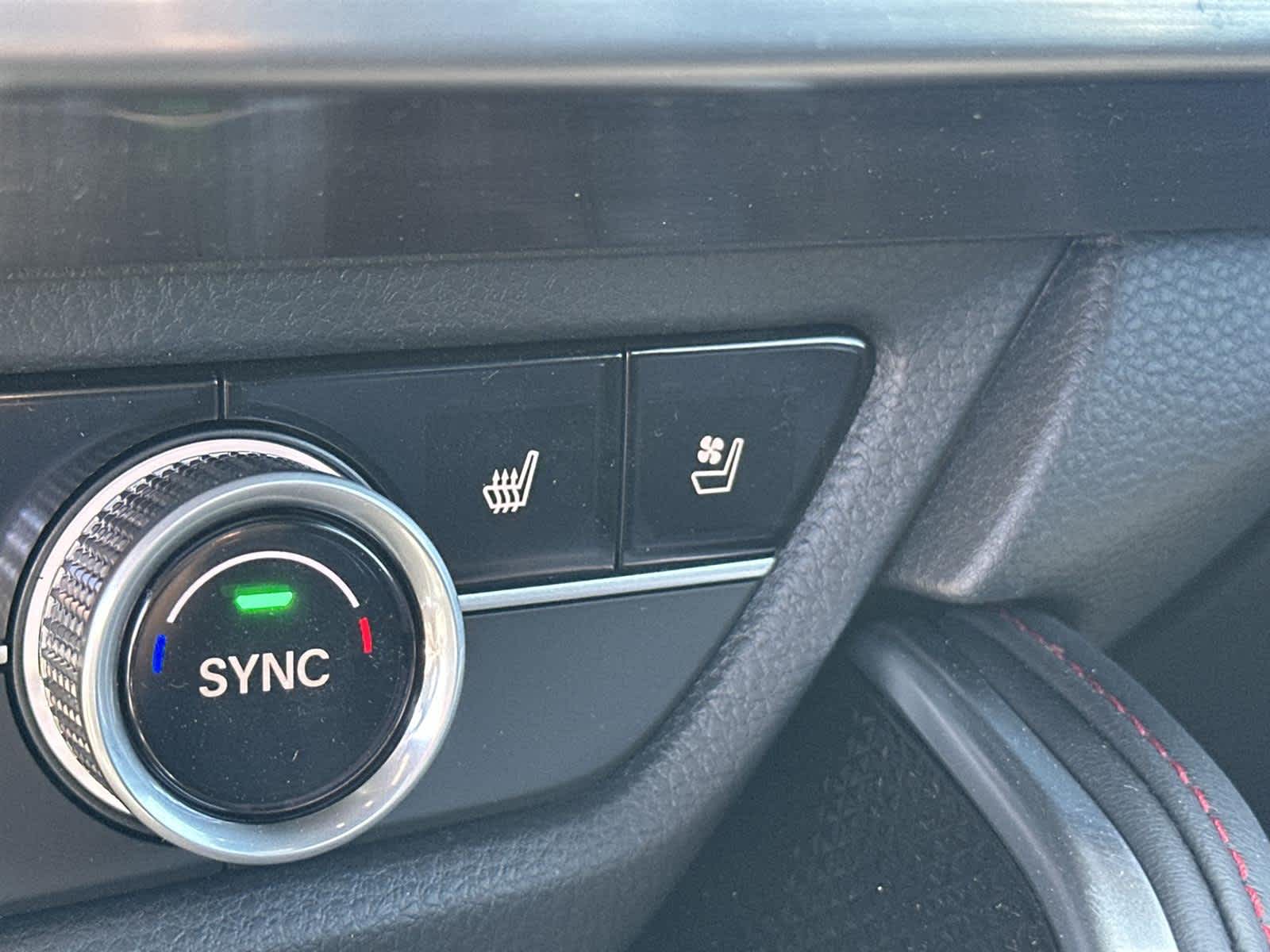 Thumbnail: 2025 Acura ADX - 22