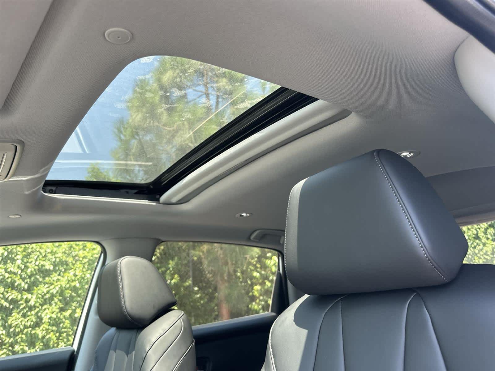 Thumbnail: 2025 Acura ADX - 31