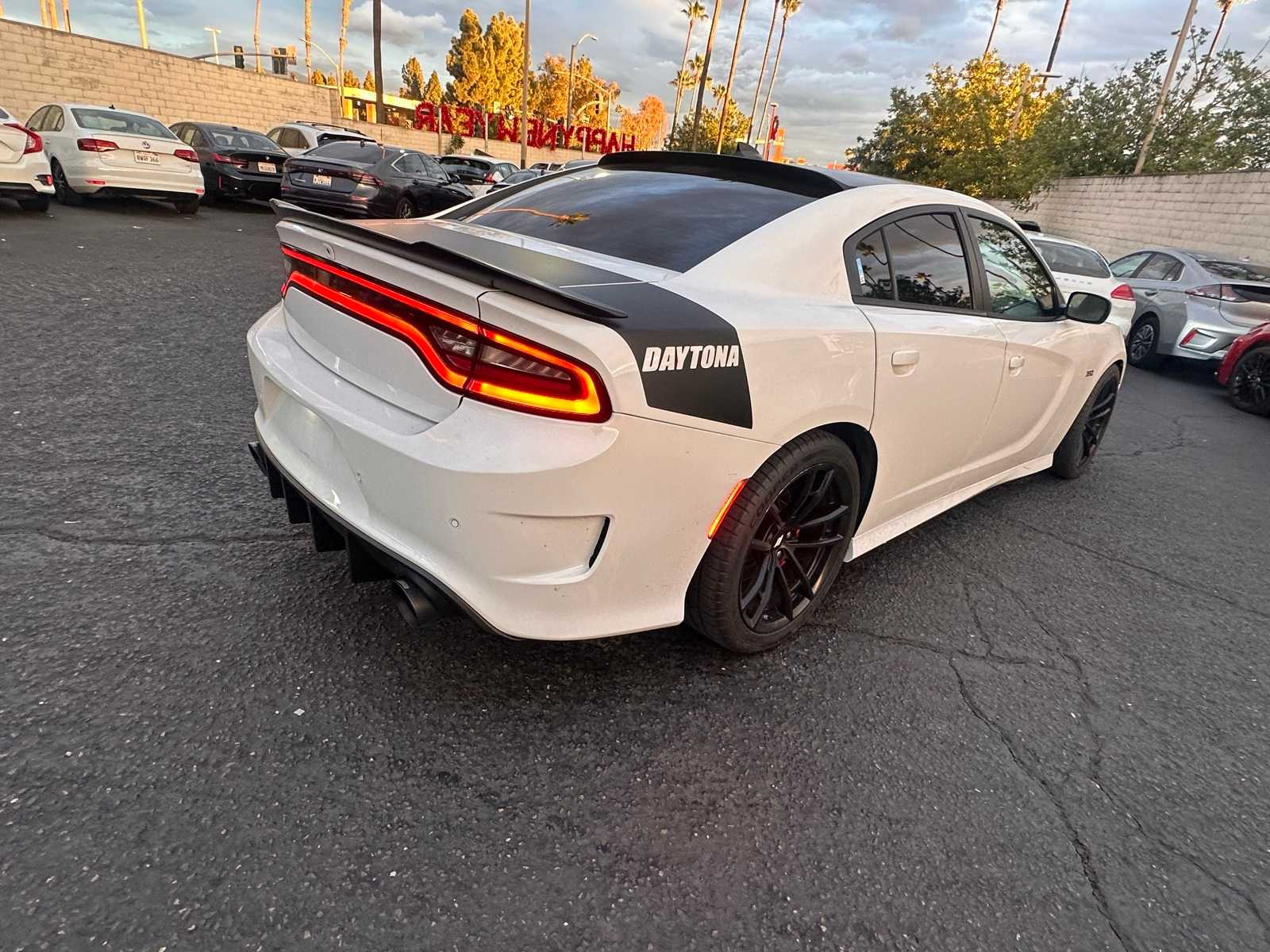 Thumbnail: 2018 Dodge Charger - 5