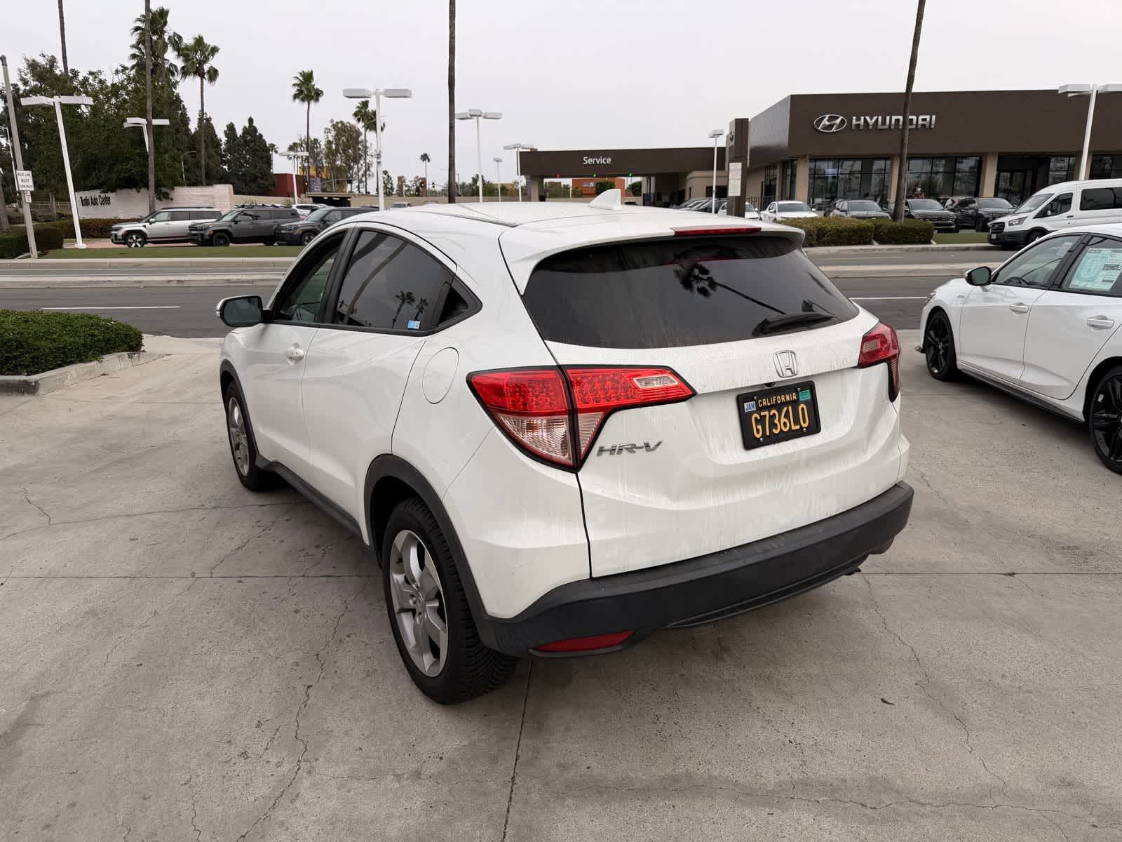 Thumbnail: 2017 Honda HR-V - 3