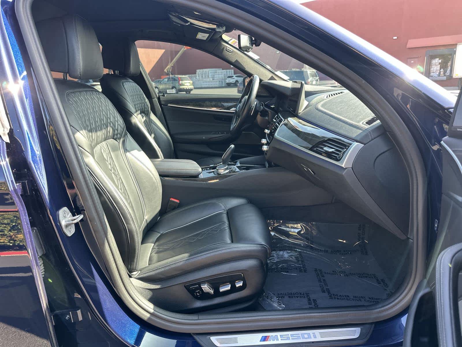 Thumbnail: 2022 BMW 5 Series - 14