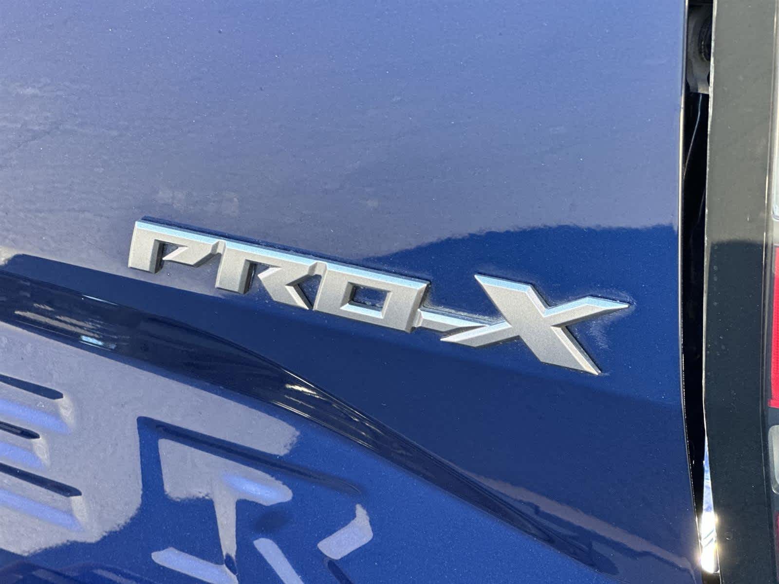 Thumbnail: 2022 Nissan Frontier - 7