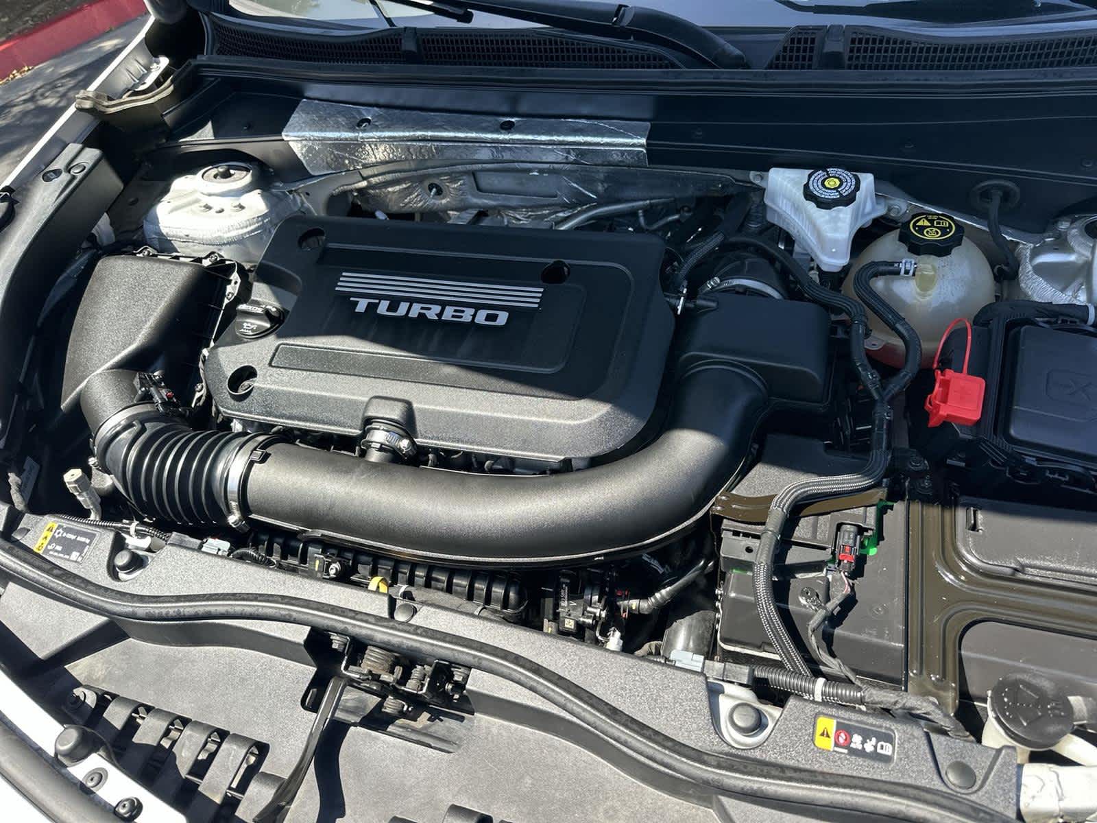 Thumbnail: 2019 Cadillac XT4 - 9