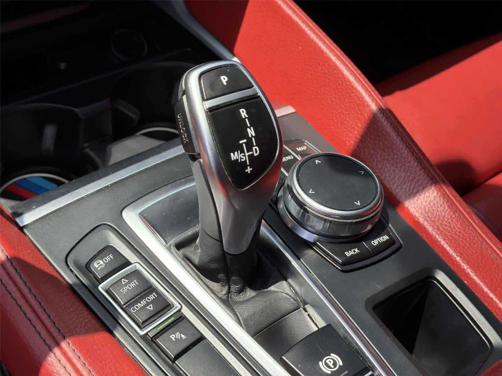 Thumbnail: 2019 BMW X6 - 19
