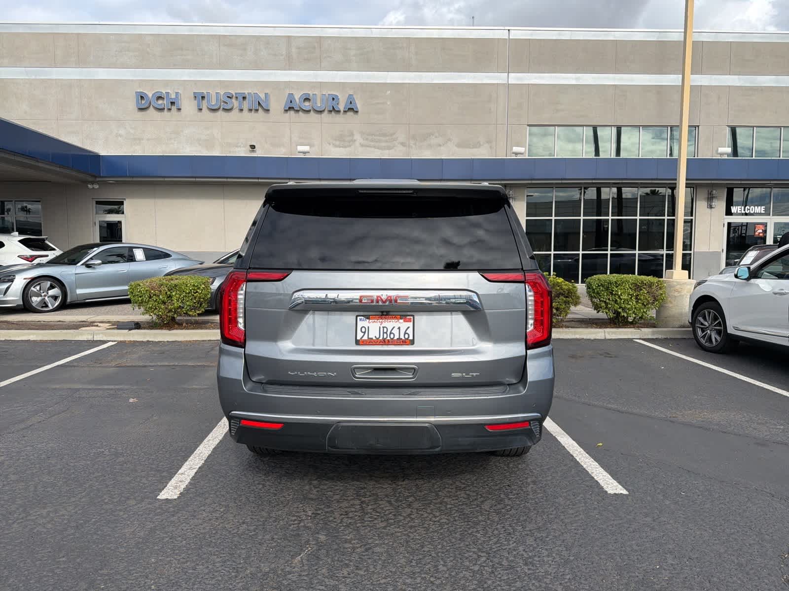 Thumbnail: 2022 GMC Yukon XL - 4