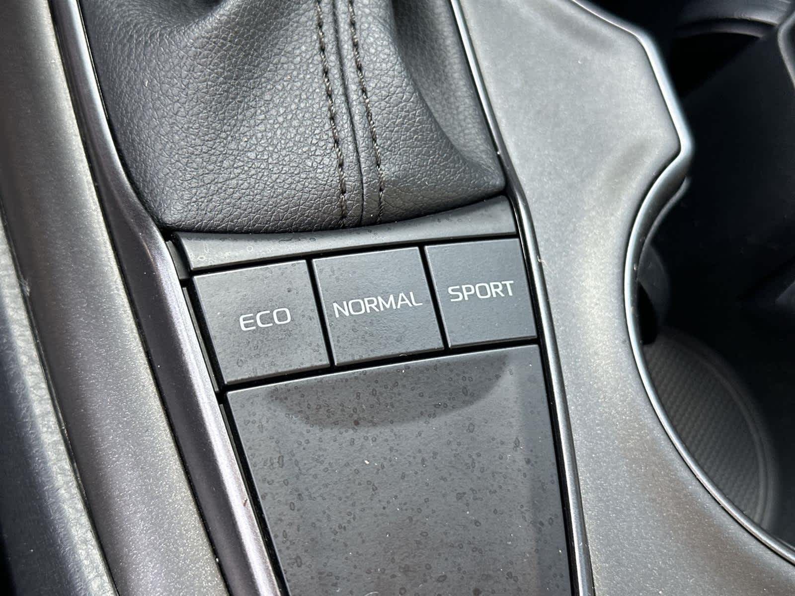 Thumbnail: 2023 Toyota Camry - 25