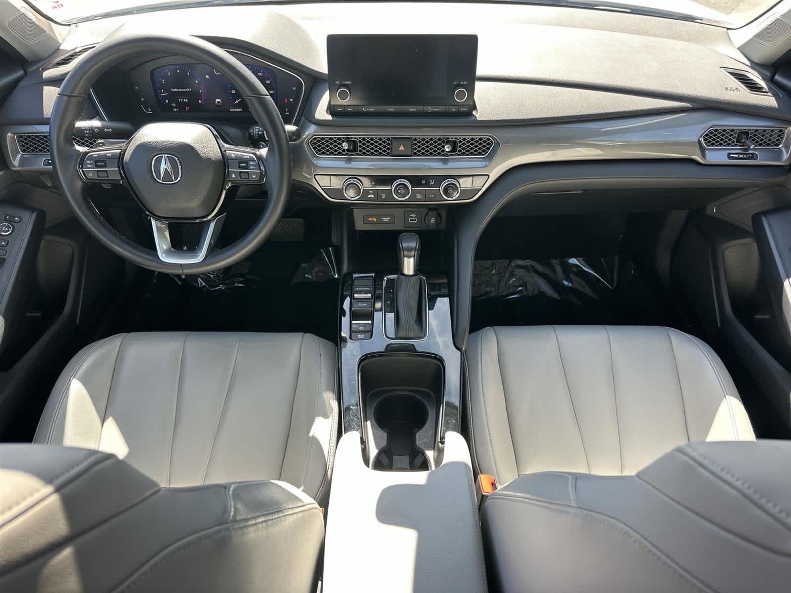 Thumbnail: 2023 Acura Integra - 10