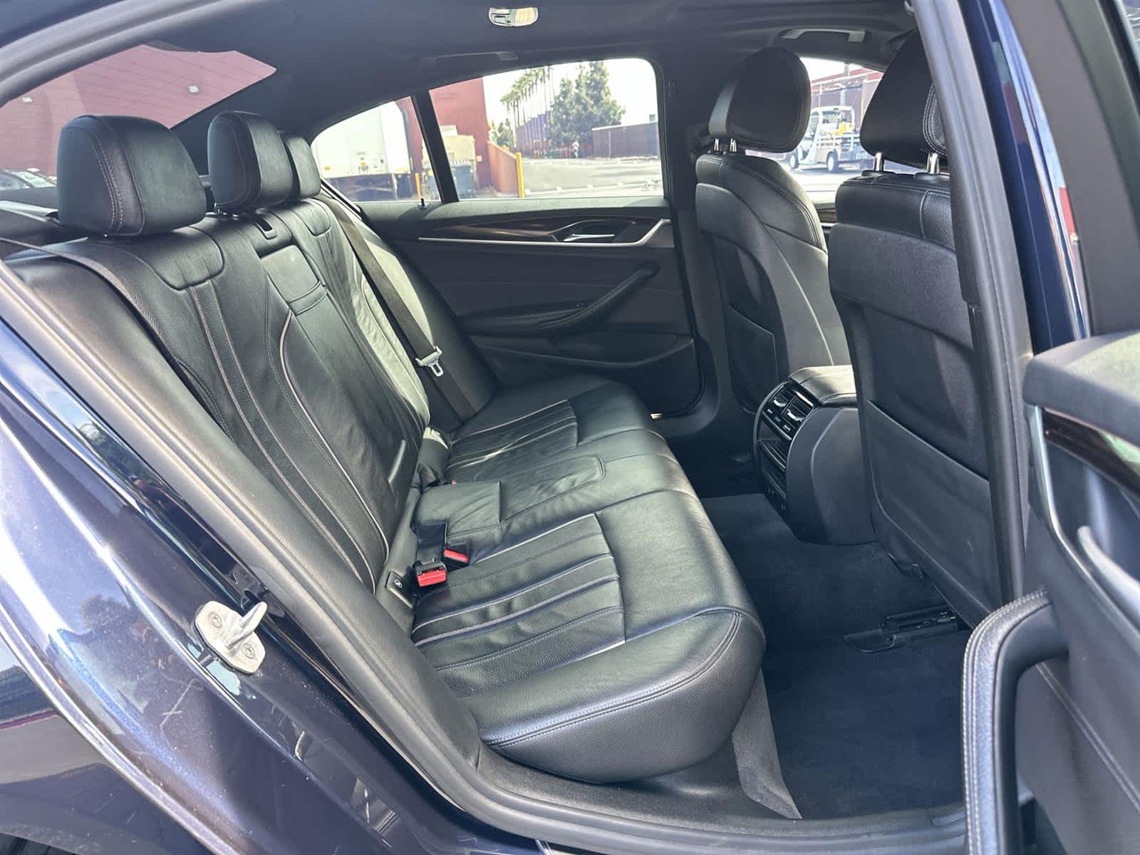 Thumbnail: 2017 BMW 5 Series - 13