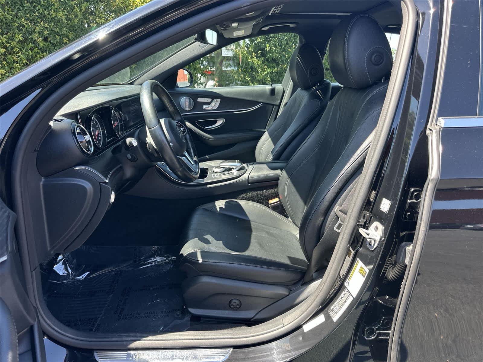 Thumbnail: 2019 Mercedes-Benz E-Class - 11