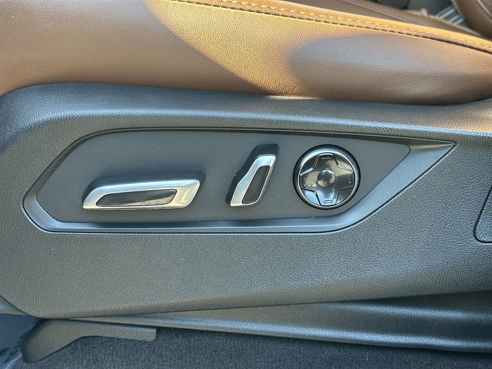 Thumbnail: 2023 Acura MDX - 24