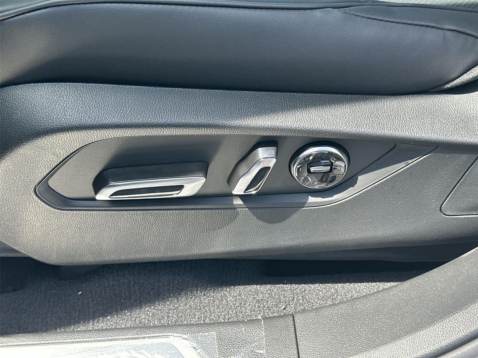 Thumbnail: 2026 Acura RDX - 22