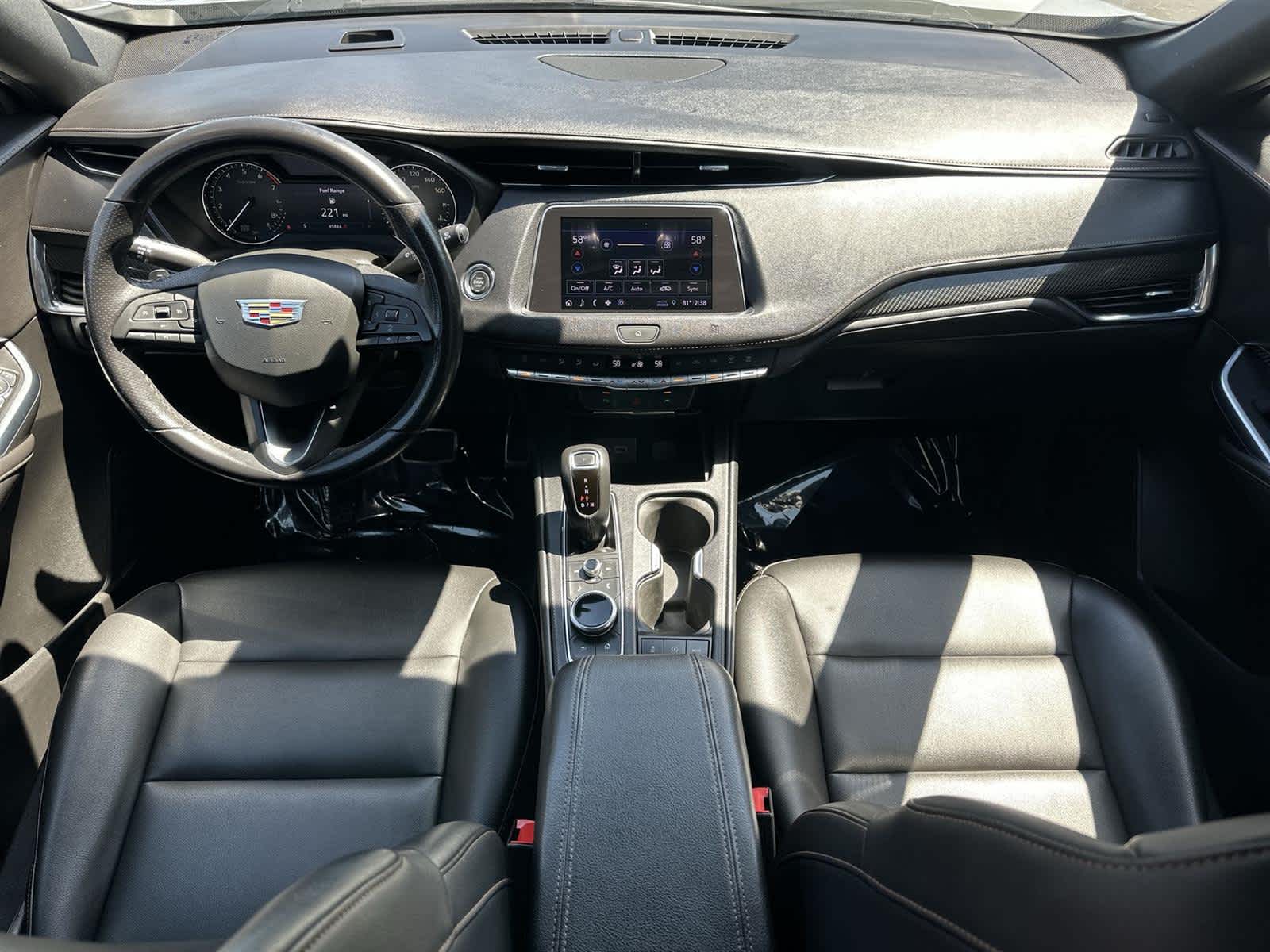 Thumbnail: 2019 Cadillac XT4 - 10