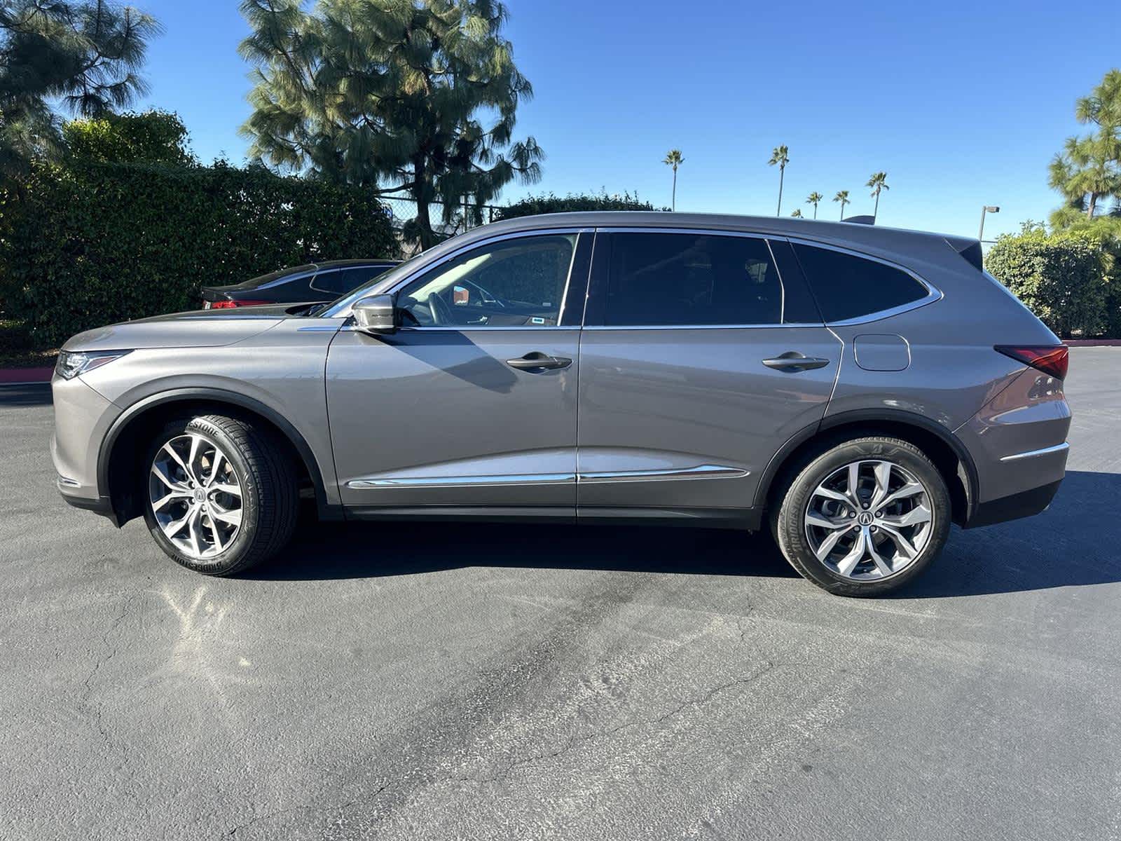 Thumbnail: 2023 Acura MDX - 3