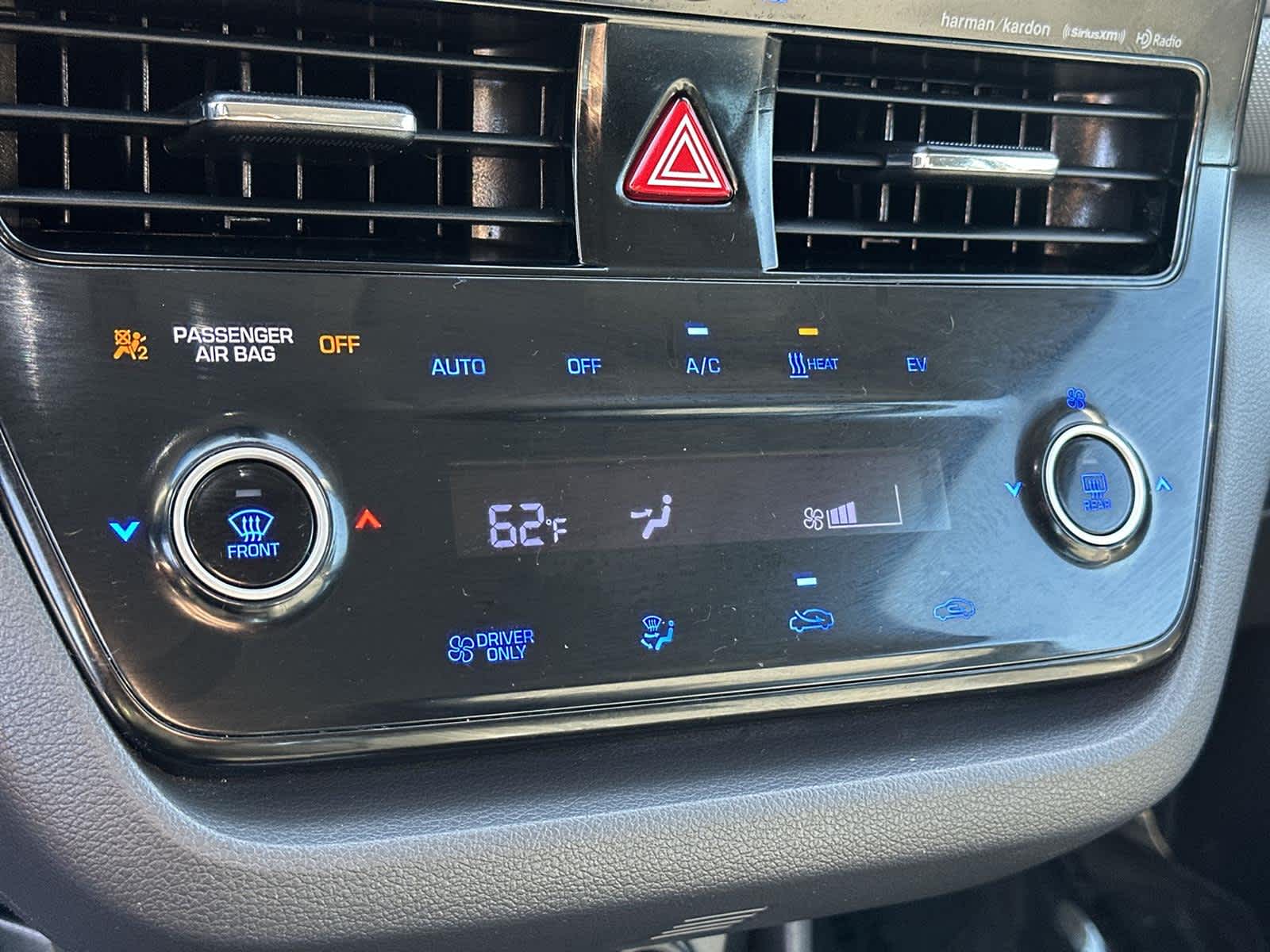 Thumbnail: 2020 Hyundai Ioniq - 29