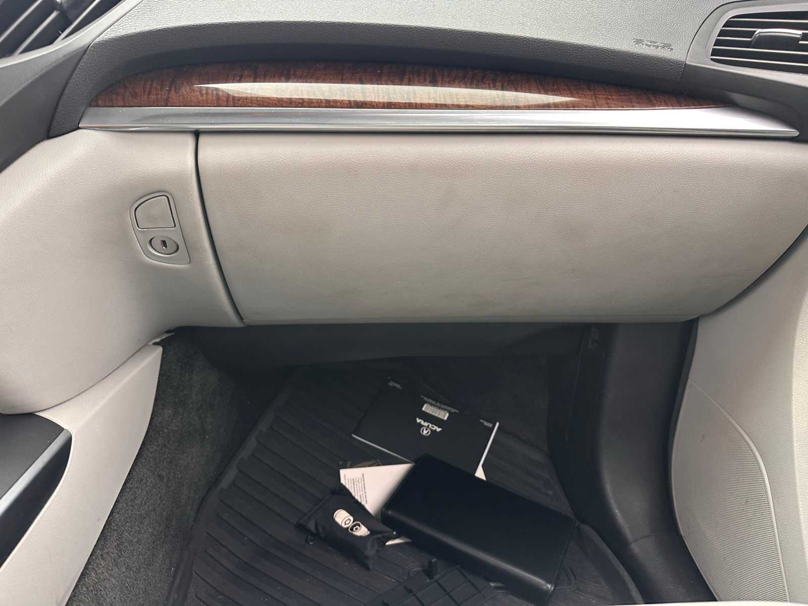 Thumbnail: 2017 Acura MDX - 23