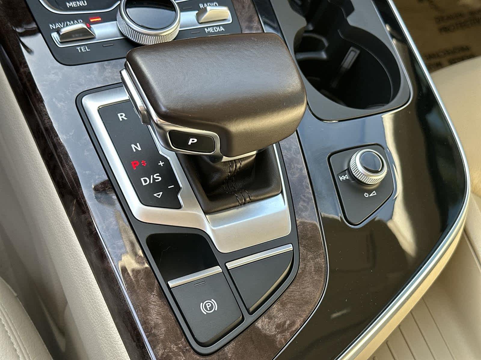 Thumbnail: 2019 Audi Q7 - 18