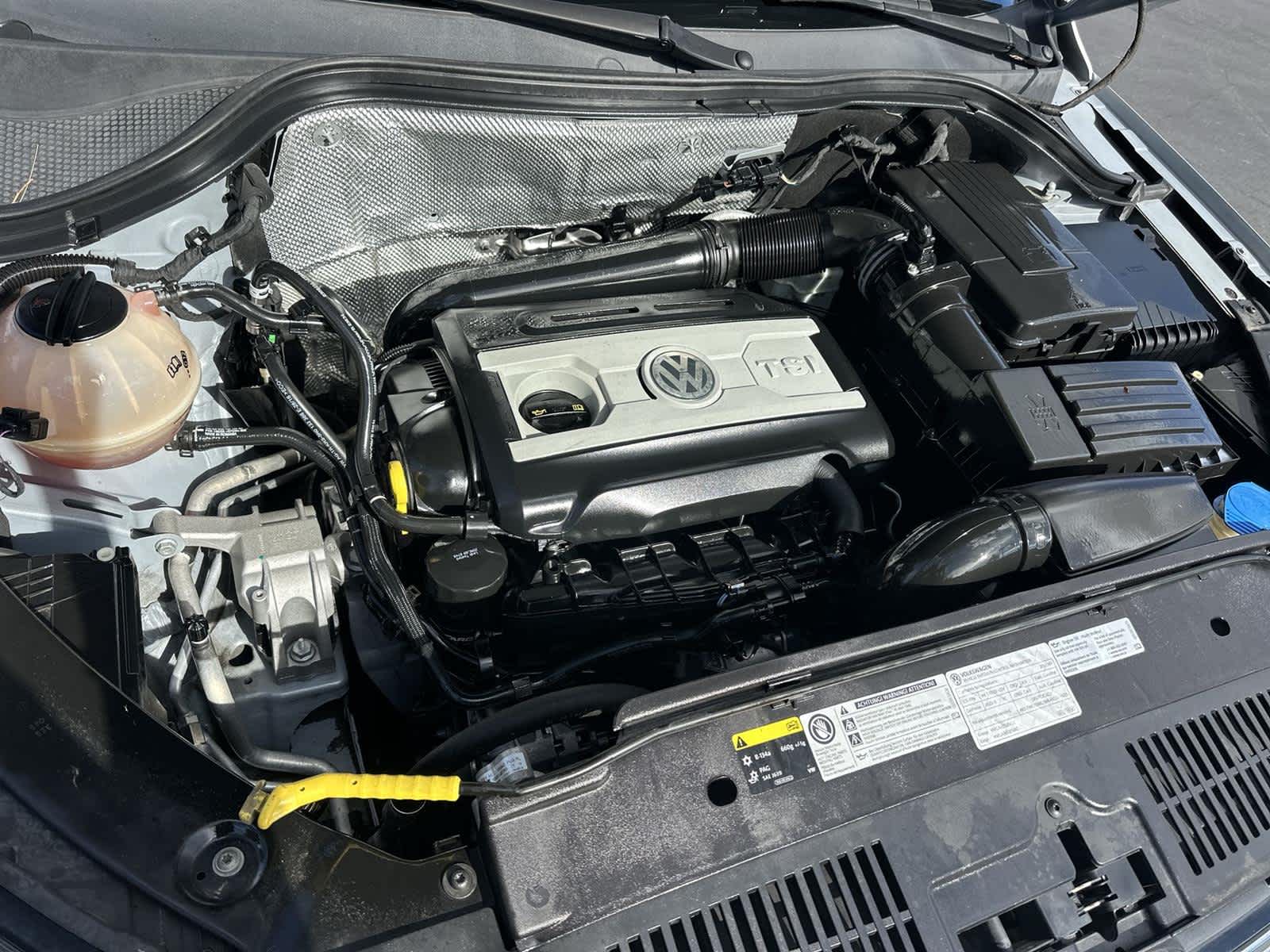 Thumbnail: 2017 Volkswagen Tiguan - 9