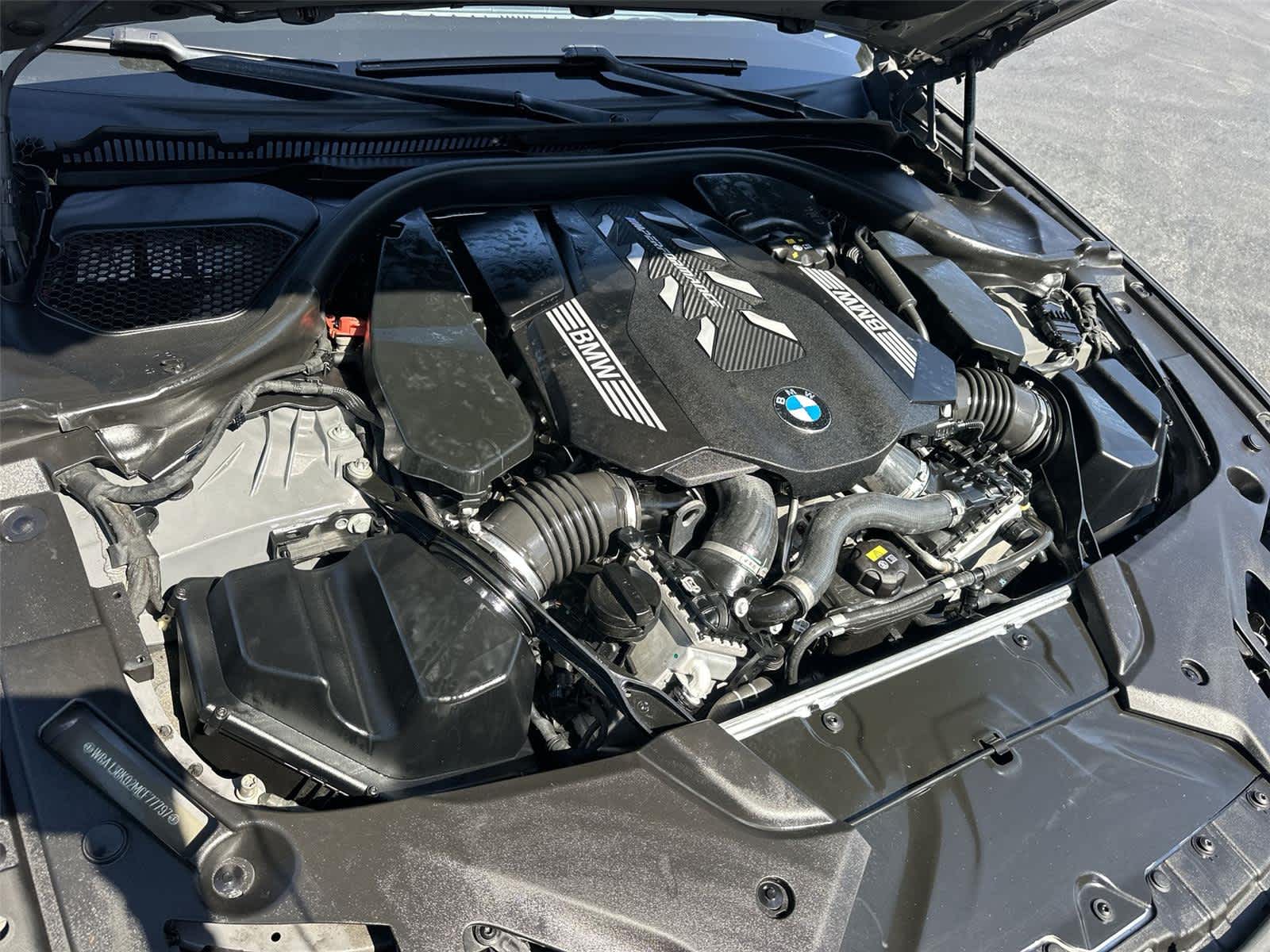 Thumbnail: 2021 BMW 5 Series - 10