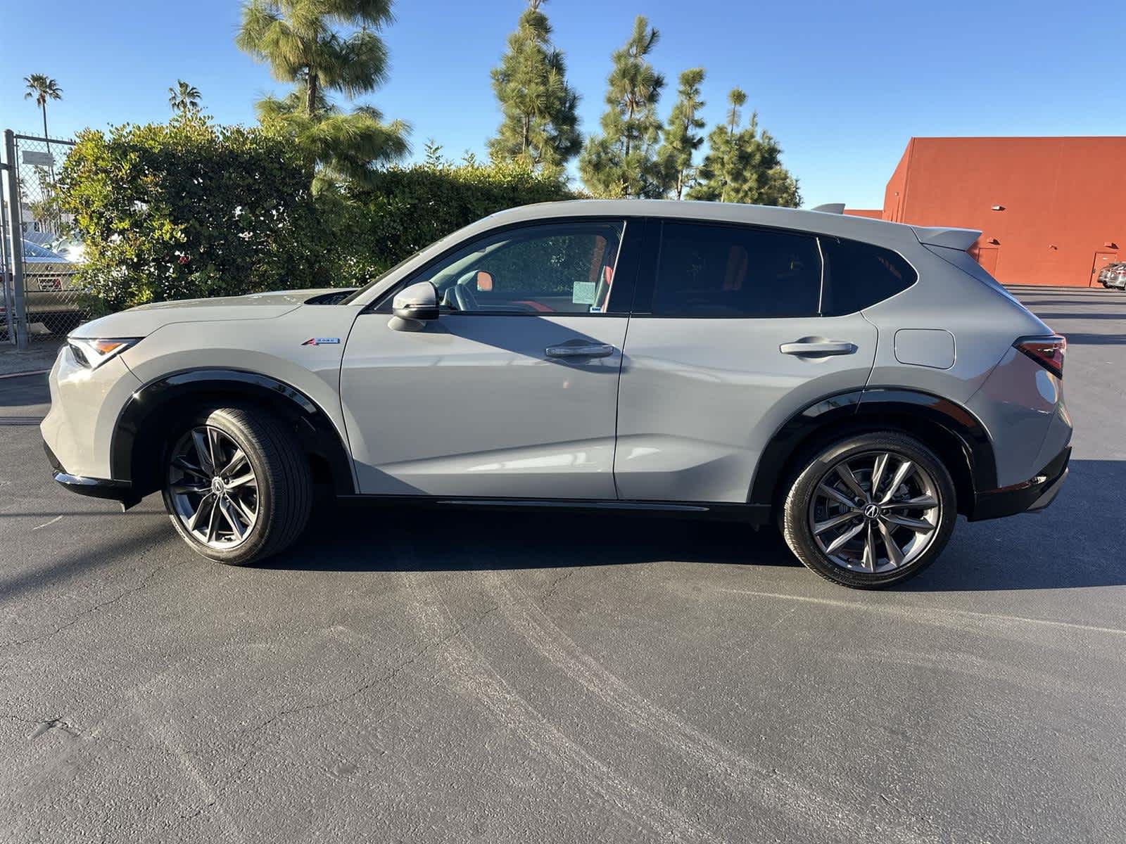 Thumbnail: 2025 Acura ADX - 3