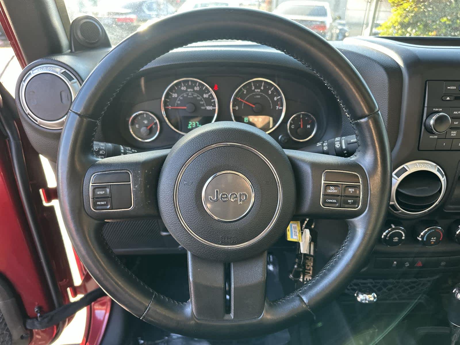 Thumbnail: 2012 Jeep Wrangler - 15