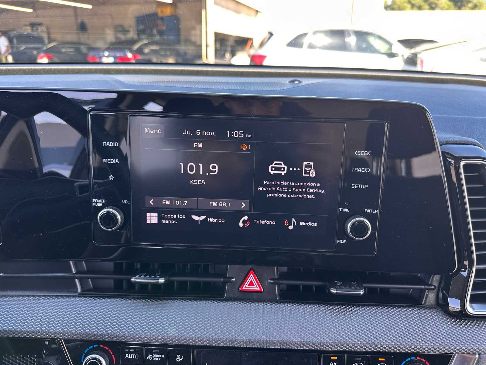 Thumbnail: 2023 Kia Sportage - 11