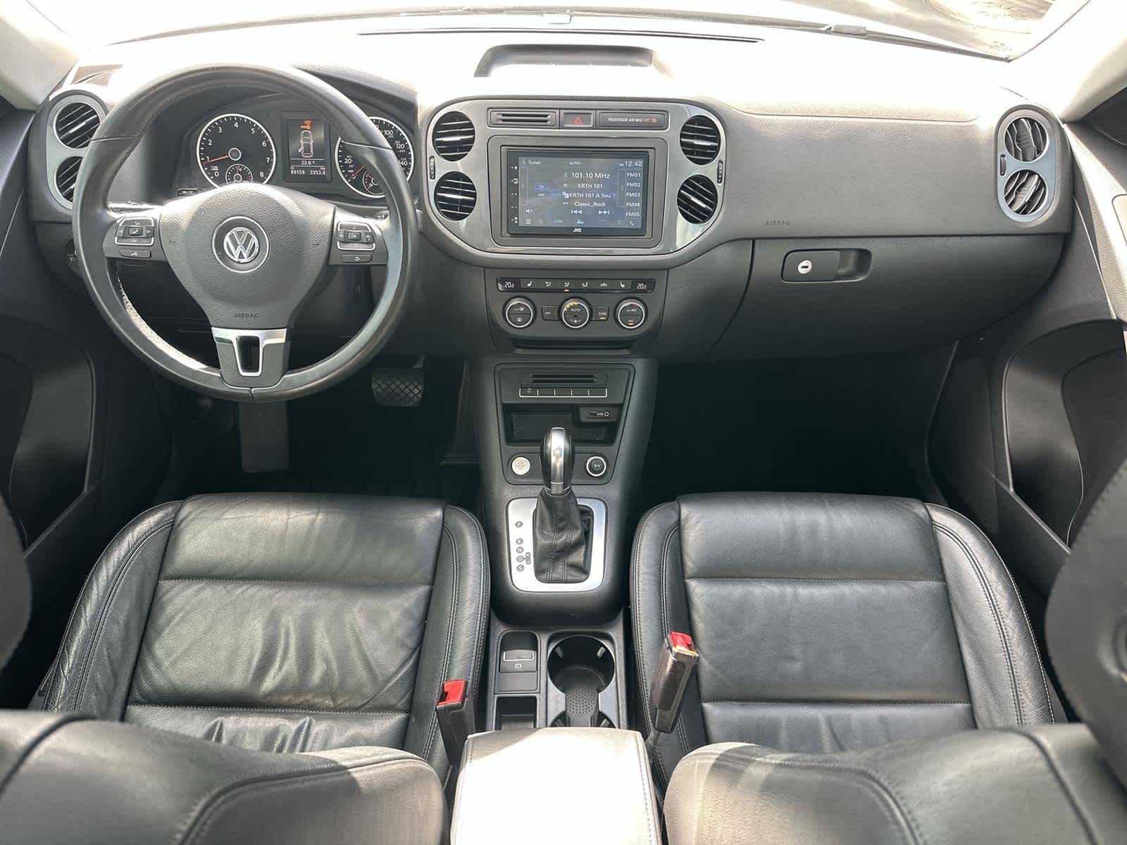 Thumbnail: 2017 Volkswagen Tiguan - 10