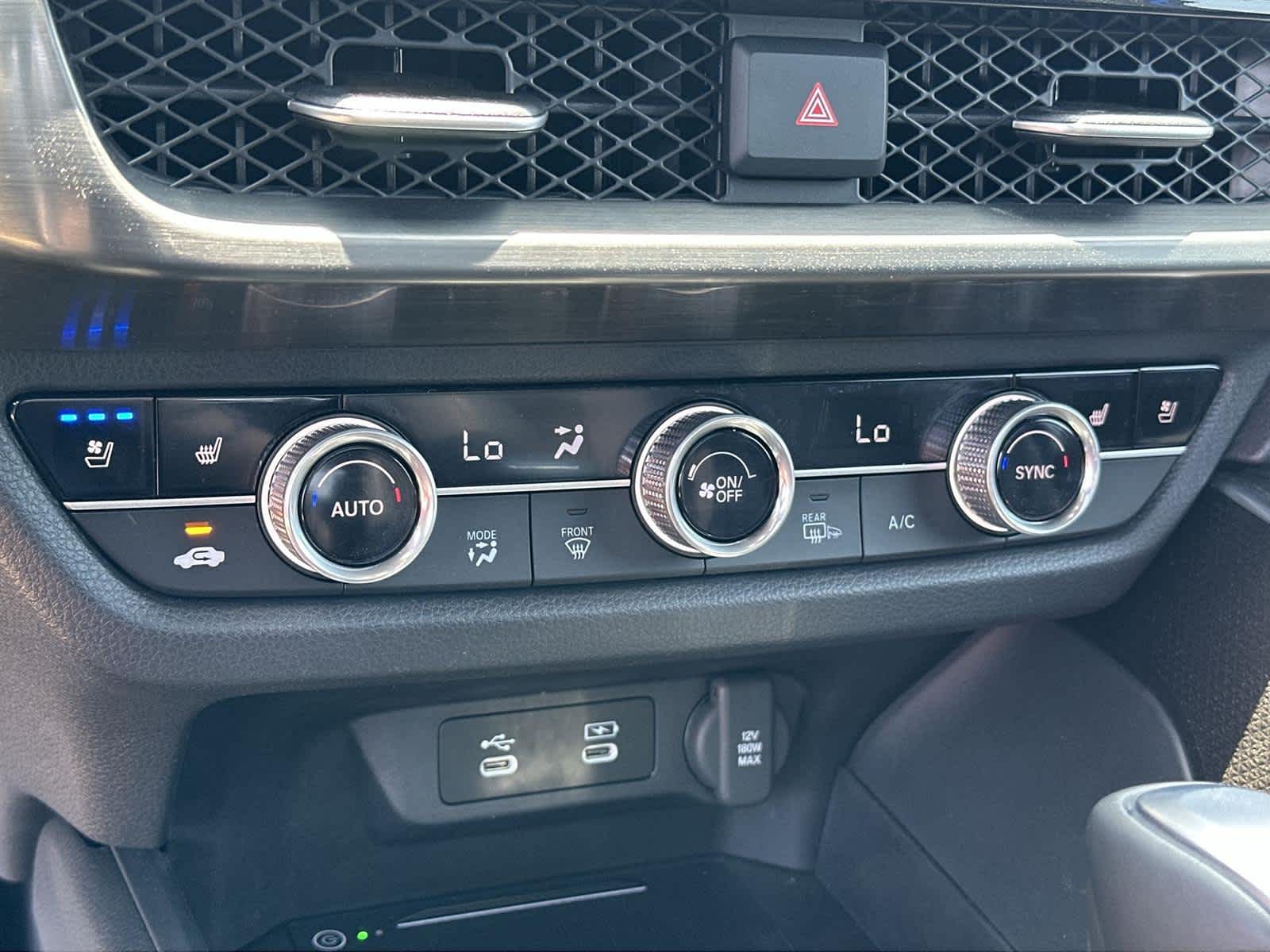 Thumbnail: 2025 Acura ADX - 25