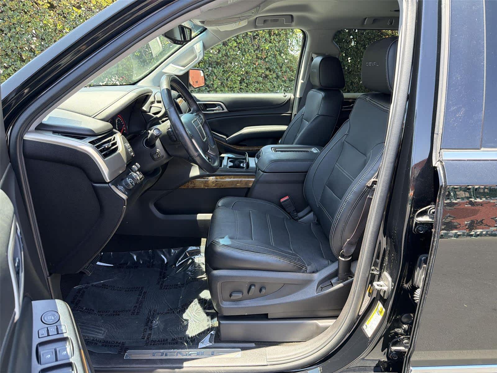 Thumbnail: 2016 GMC Yukon XL - 12