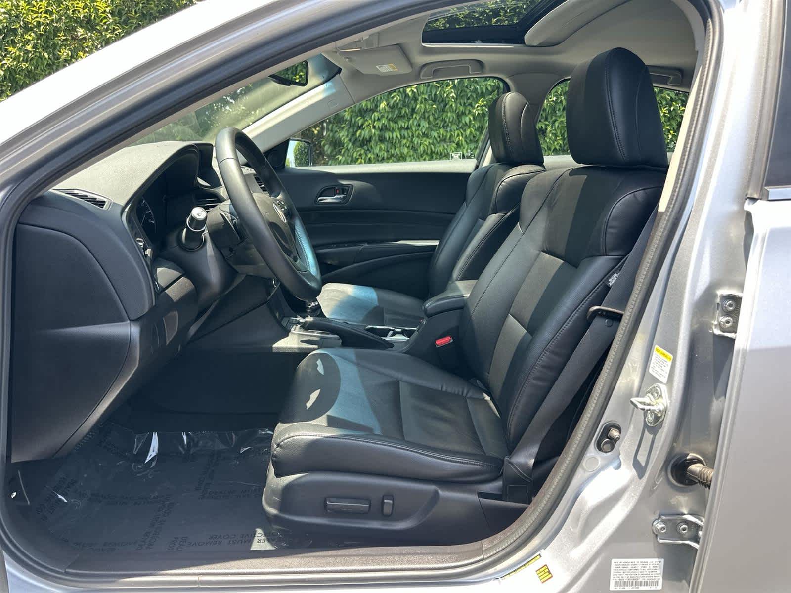 Thumbnail: 2013 Acura ILX - 11
