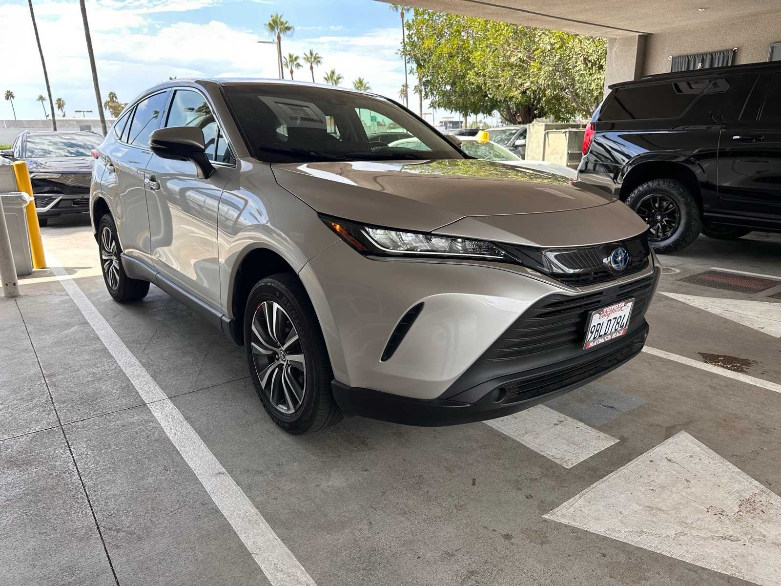 Thumbnail: 2022 Toyota Venza - 7