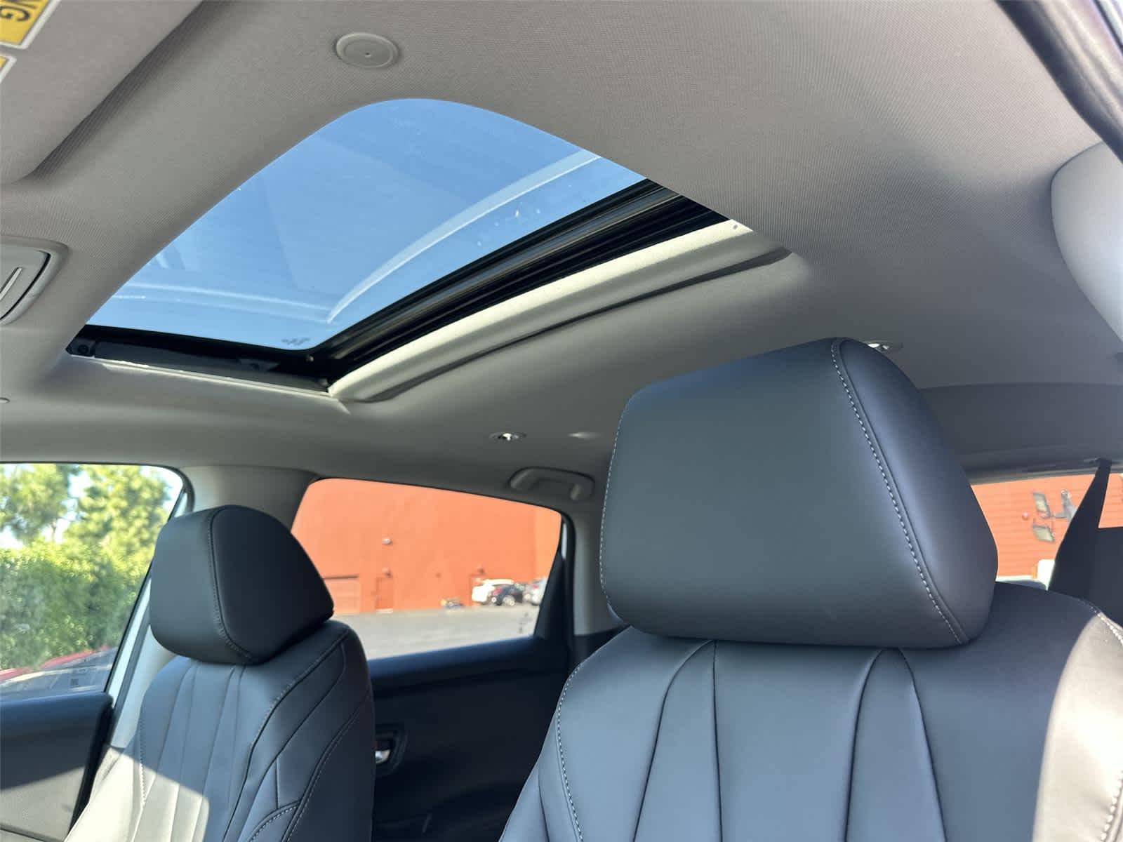 Thumbnail: 2026 Acura ADX - 31