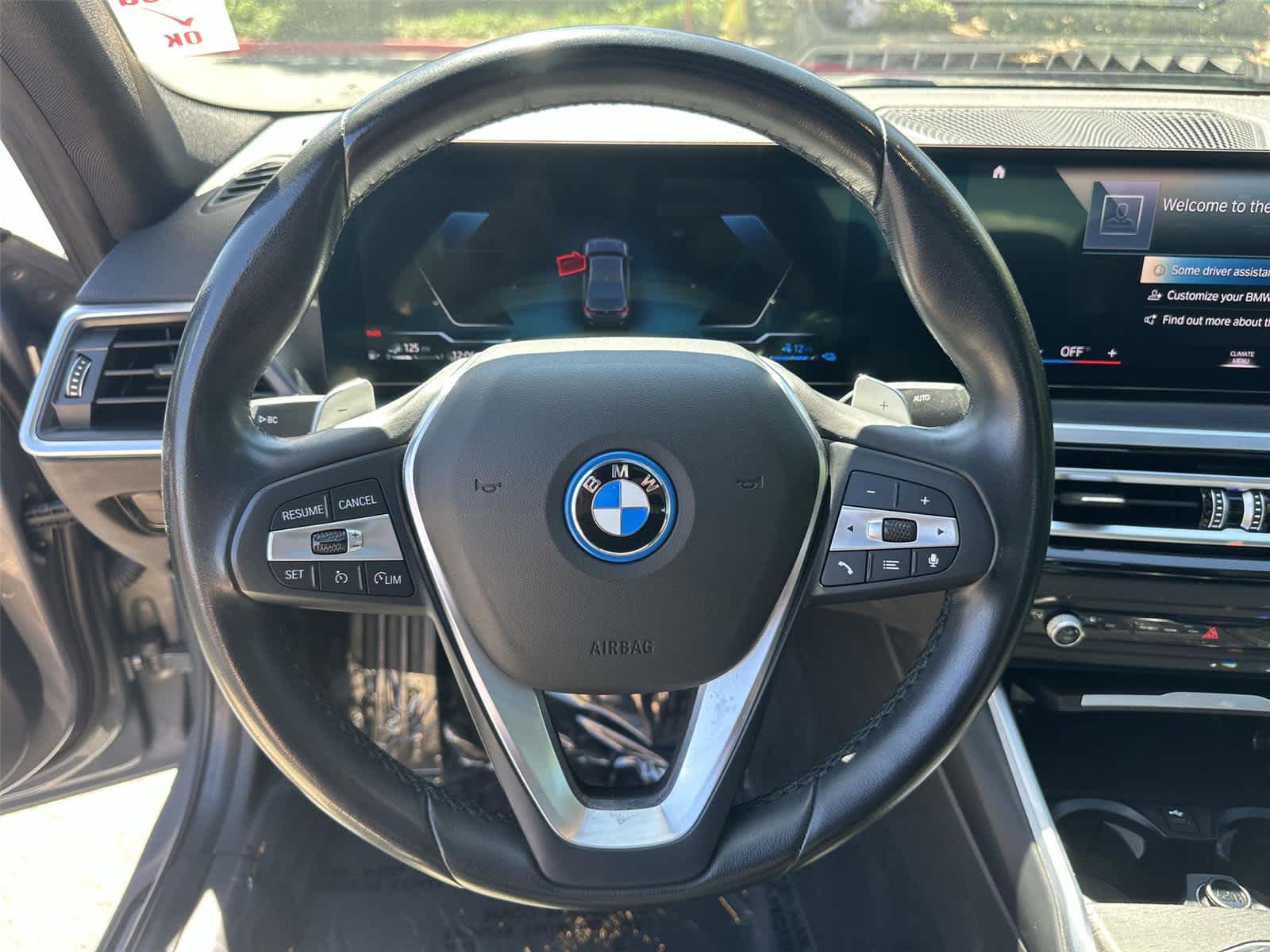 Thumbnail: 2024 BMW 3 Series - 15