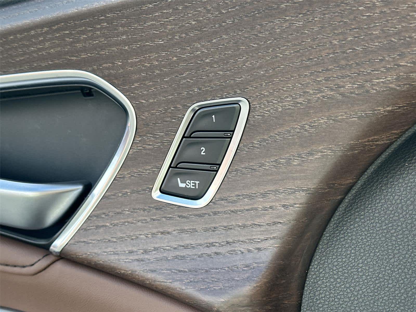 Thumbnail: 2026 Acura RDX - 30