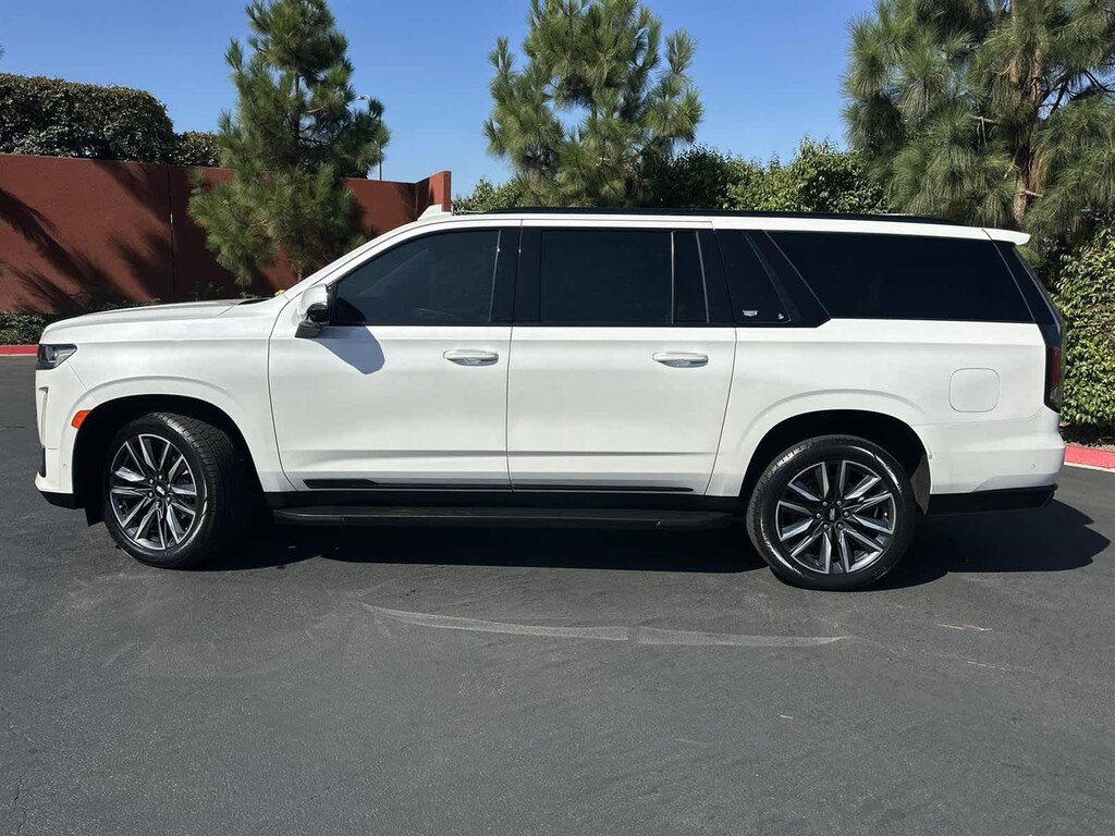 Used 2022 Cadillac Escalade ESV Sport SUV