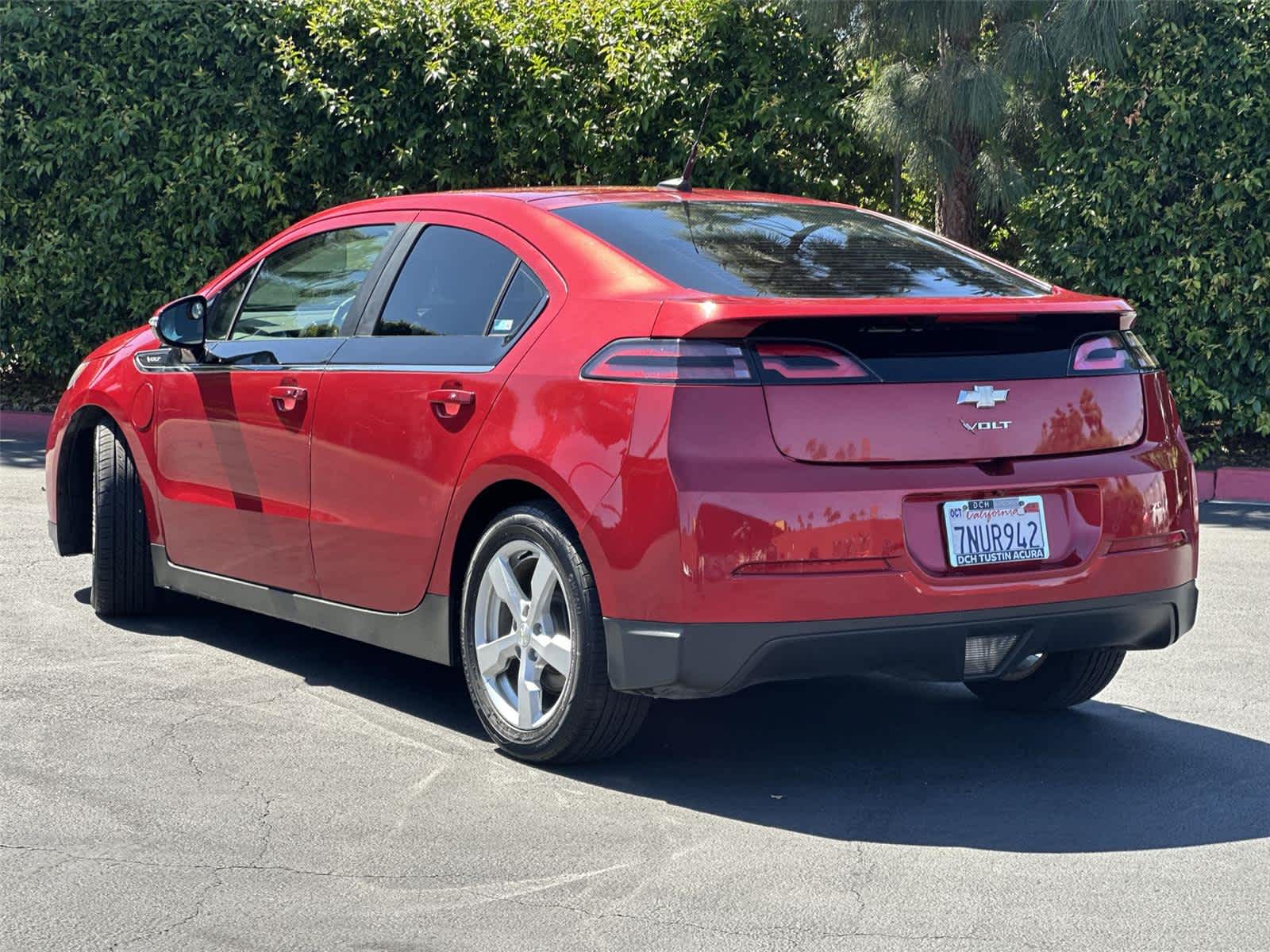 Thumbnail: 2013 Chevrolet Volt - 5