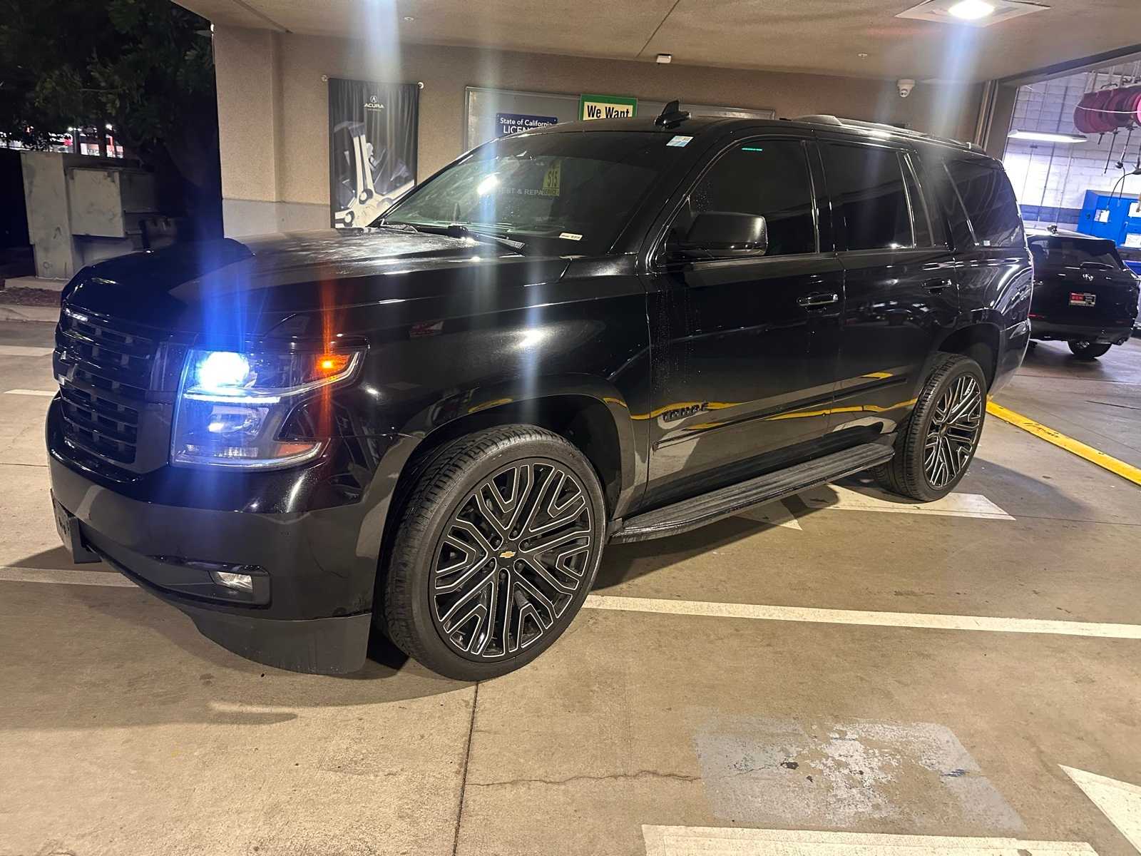 Thumbnail: 2018 Chevrolet Tahoe - 3