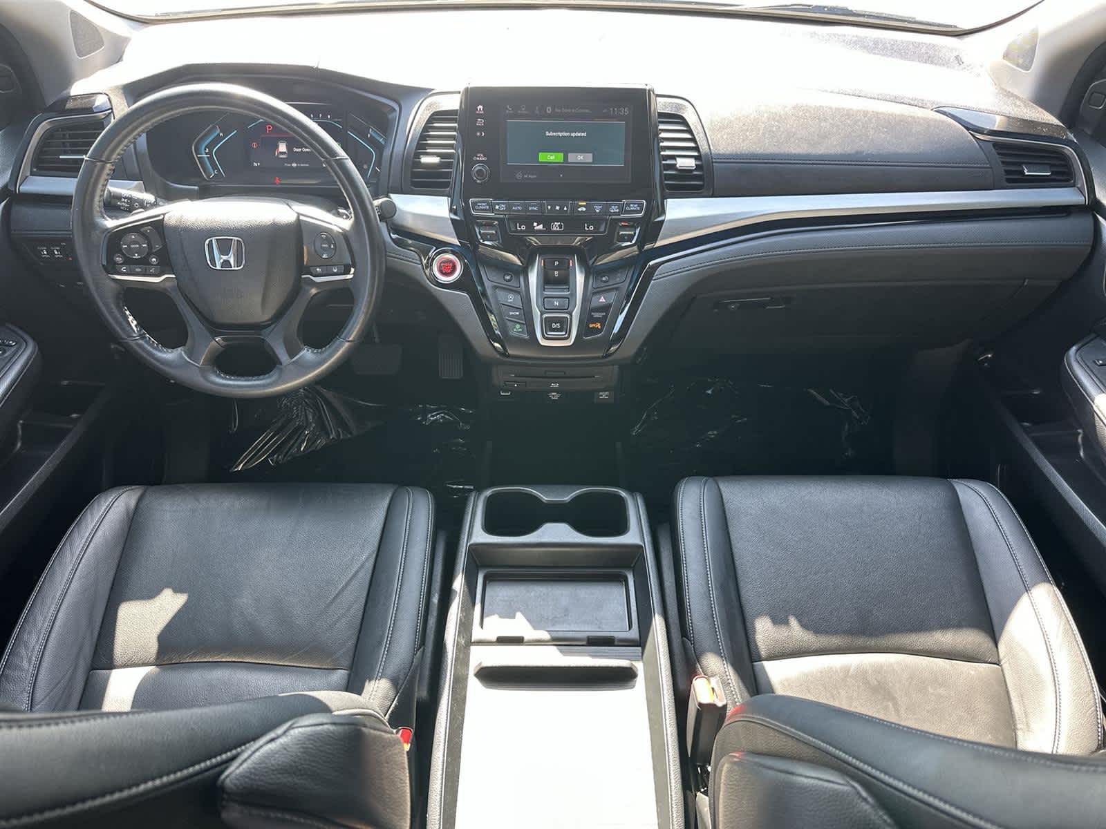 Thumbnail: 2023 Honda Odyssey - 10